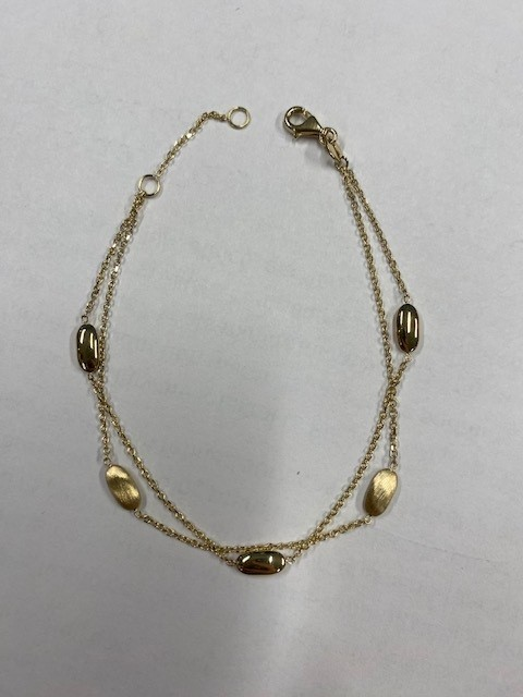 Deze armband, is een prachtige armband in de categorie sieraden. Deze elegante armband voegt verfijning toe aan elke outfit. Draag het solo voor een minimalistische look of combineer het met andere armbanden voor een trendy, gelaagde stijl. Perfect voor zowel dagelijks gebruik als speciale gelegenheden.