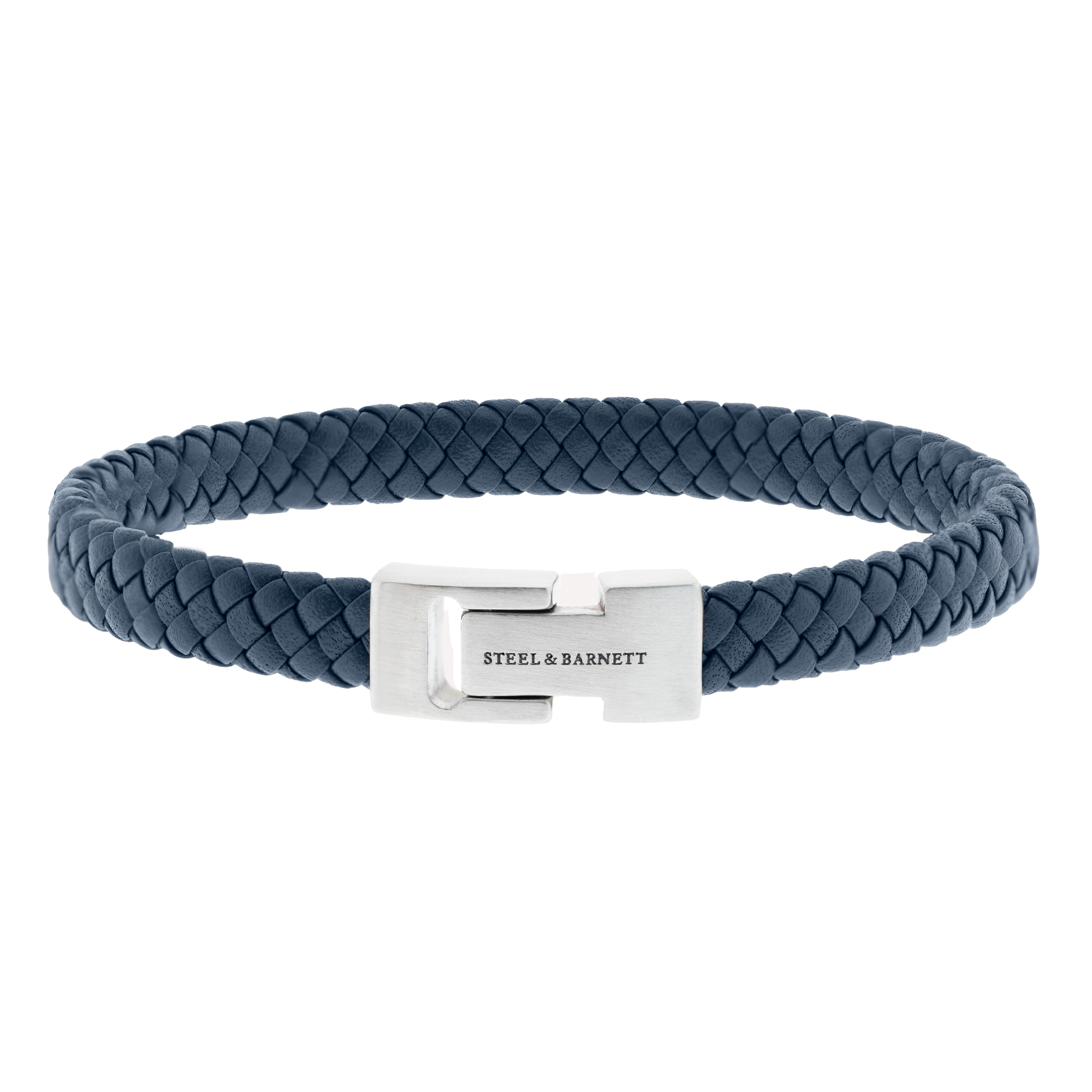 De Steel & Barnett Archie Heren Armband LBA/004 - Jeans Blue is een stijlvolle armband gemaakt van echt leer, nikkelvrij en in een trendy blauwe kleur. Verkrijgbaar in small, medium en large. Draag hem solo of combineer met andere armbanden voor een casual en modieuze uitstraling.