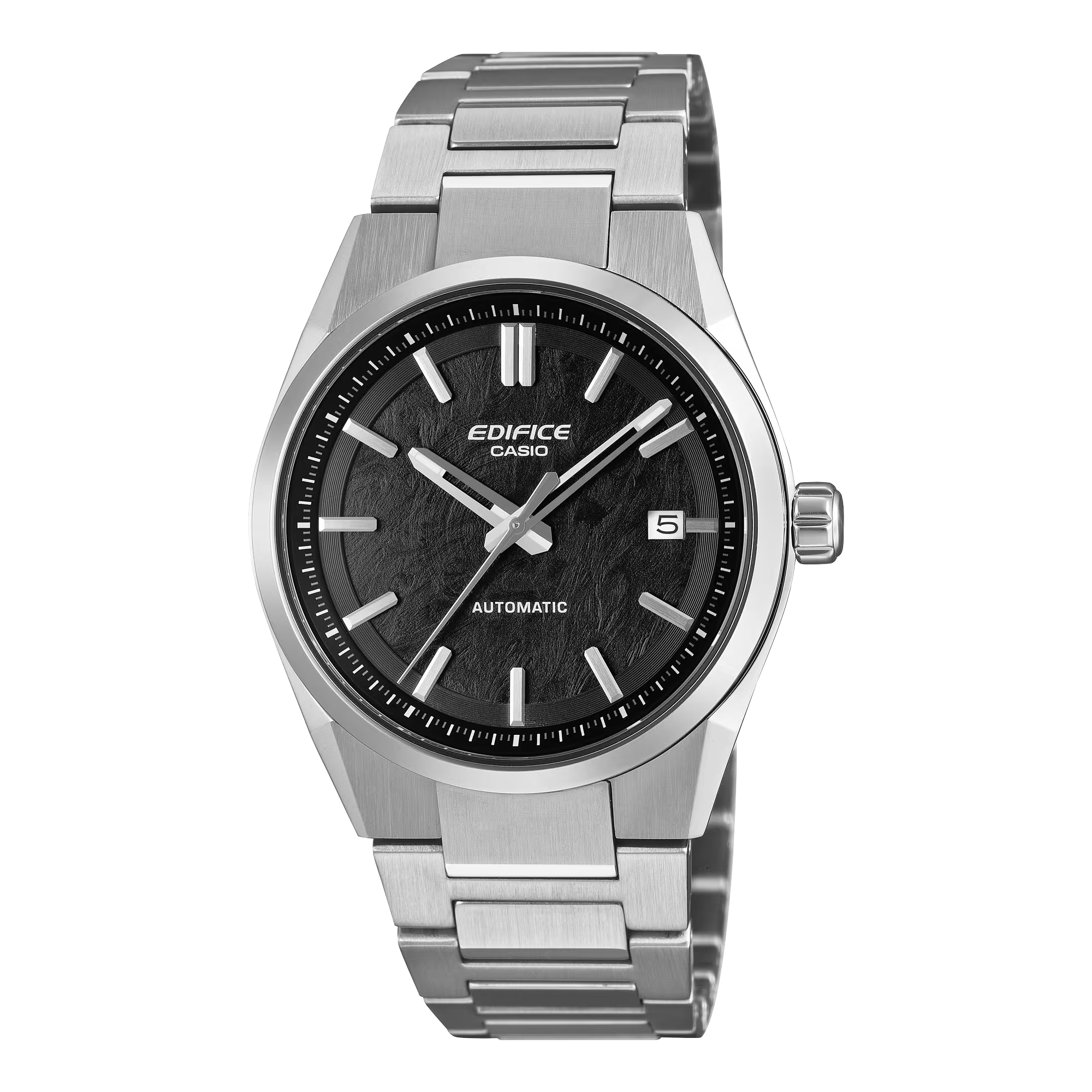 CASIO EDIFICE presenteert een EFK-110D horloge, de favoriet van de sportwagenliefhebber. Deze automatische schoonheid met drie wijzers brengt verfijnde, geraffineerde stijl om je pols.

Het sportieve, maar verfijnde horlogeontwerp heeft een slanke, compacte kast van slechts 38 mm en een wijzerplaat met rijke textuur die is gemaakt met een speciale elektrovormtechniek. Het zeer transparante, krasbestendige saffierglas zorgt voor een heldere aflezing, terwijl de verhoogde indexen en de scherpe lunette en kast het dynamische, maar verfijnde ontwerp compleet maken.

Het automatische uurwerk, gemaakt in Japan, biedt een gangreserve van ongeveer 42 uur. Met een doorzichtige achterkant van de kast die de nauwgezette beweging van het uurwerk laat zien, zul je de unieke aantrekkingskracht van een mechanisch horloge echt begrijpen.

Dankzij de waterbestendigheid tot 10 bar kun jij je richten op spannende dingen, zoals buitenactiviteiten, watersporten of gewoon genieten van je dagelijkse bezigheden.