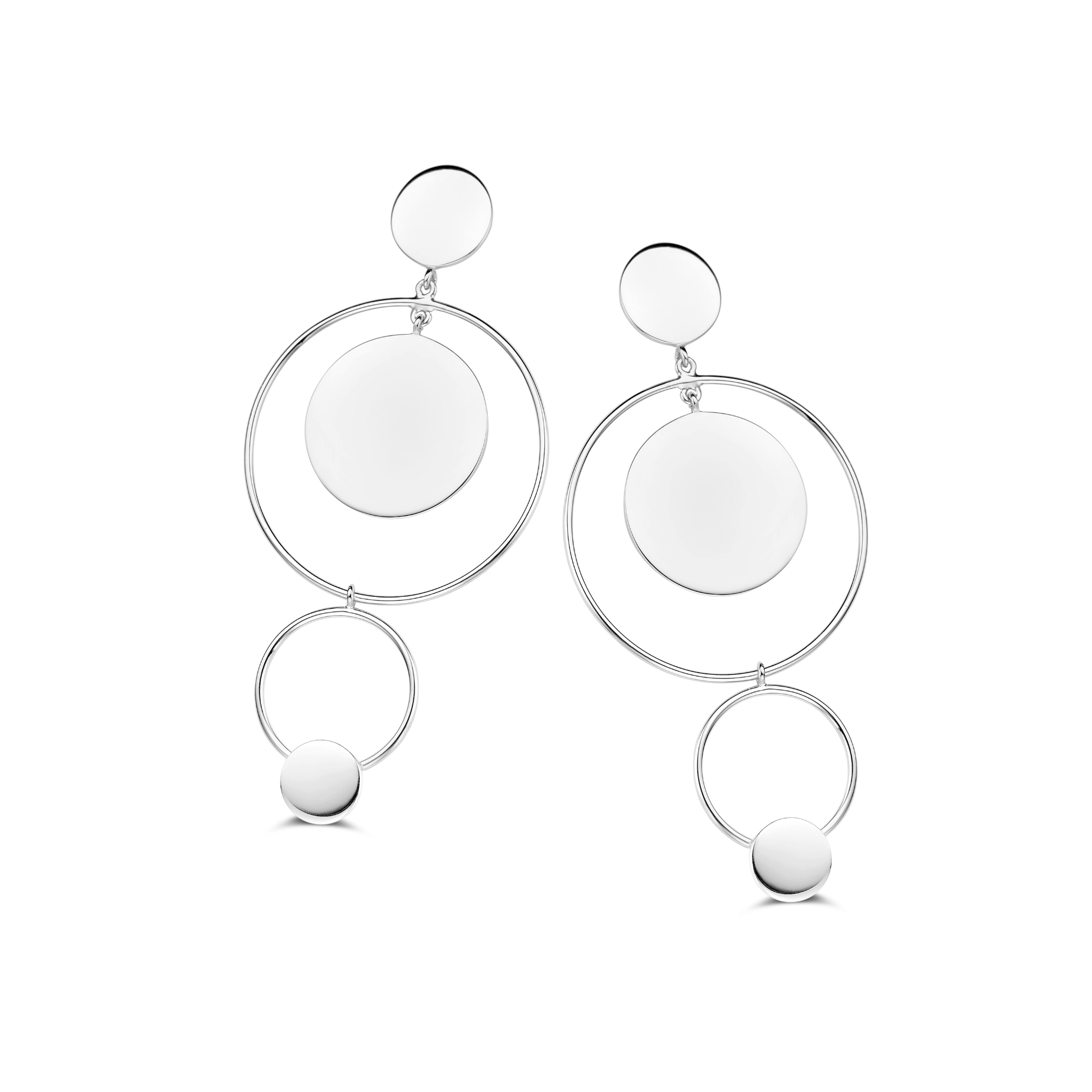 Entdecken Sie unsere eleganten Ohrstecker, aus 925er Sterlingsilber. Diese stilvollen Schmuckst&uuml;cke sind die perfekte Erg&auml;nzung f&uuml;r jedes Outfit, ob l&auml;ssig oder elegant. Tragen Sie sie zu einer schicken Abendgarderobe oder verleihen Sie Ihrem Alltagslook einen Hauch von Glamour. Perfekt f&uuml;r jeden Anlass!