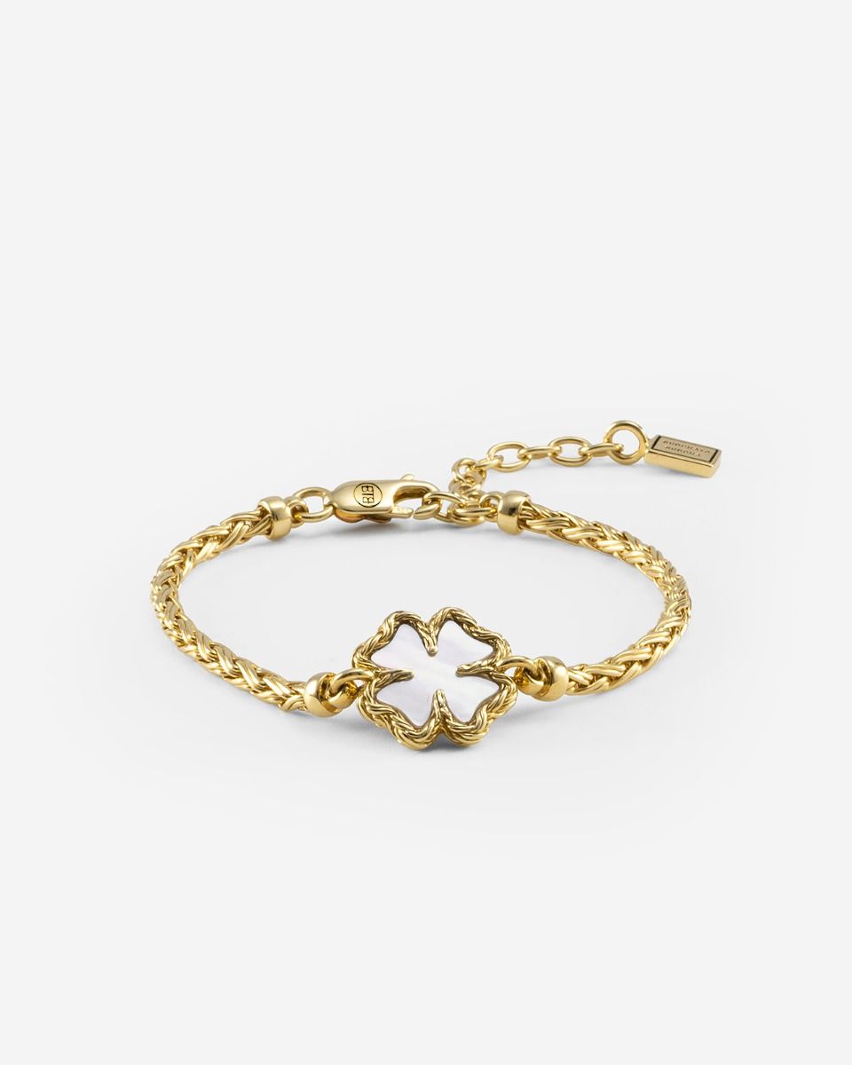 Buddha to Buddha Katja clover armband gold vermeil met mother of pearl | 176GV C-E. Verguld zilveren armband. Verkrijgbaar bij Juwelier Schouten Middenwaard.