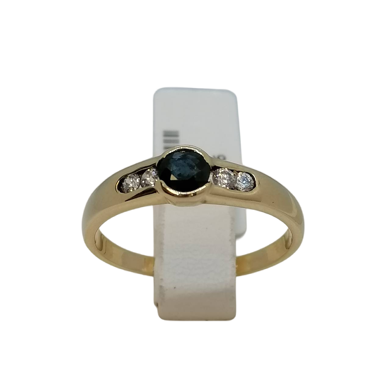 Deze prachtige gouden ring met modelnummer BREA-0001389, bevat een 4.002 saffier en is voorzien van diamant. Gemaakt van 14-karaats goud en glanzend afgewerkt, is deze ring een echt juweel. Perfect voor een maat 56 en ideaal voor speciale gelegenheden. Draag hem als statement stuk of combineer subtiel met andere sieraden voor een elegante look.