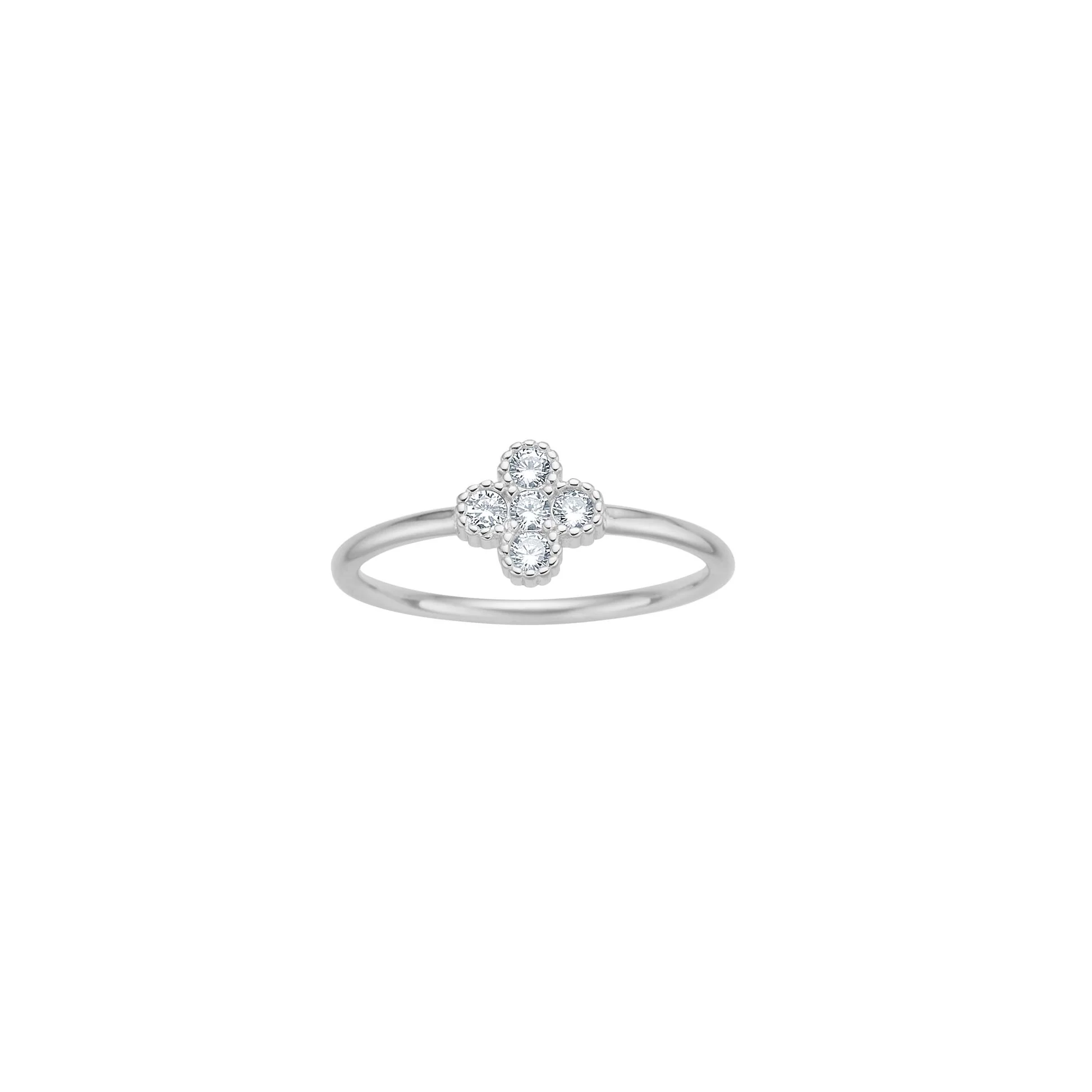 Der Ring Silber 925 rh. mit Zirkonia, Modellnummer 10451390950, besticht durch seine elegante Verarbeitung aus 925er Sterlingsilber und funkelnde Zirkoniasteine. Gr&ouml;&szlig;e 50 passt perfekt f&uuml;r normale Anl&auml;sse. Ideal f&uuml;r den t&auml;glichen Gebrauch oder als stilvoller Akzent zu besonderen Gelegenheiten. Der Ring verleiht jedem Outfit zeitlose Eleganz und Raffinesse.
