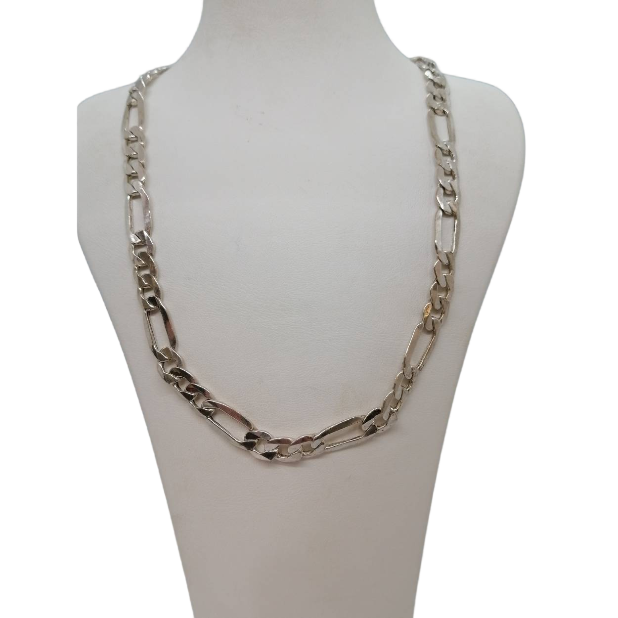 De zilver 925 schakelketting, modelnummer BREA-000299, is een verfijnde accessoire van hoogwaardig 925 sterling zilver. Met een breedte van 8,45 mm en een lengte van 580 mm is het een glanzende en stijlvolle keuze in zilverkleur. Combineer het met zowel casual als formele outfits voor een elegante uitstraling. Perfect voor dagelijks gebruik en speciale gelegenheden.