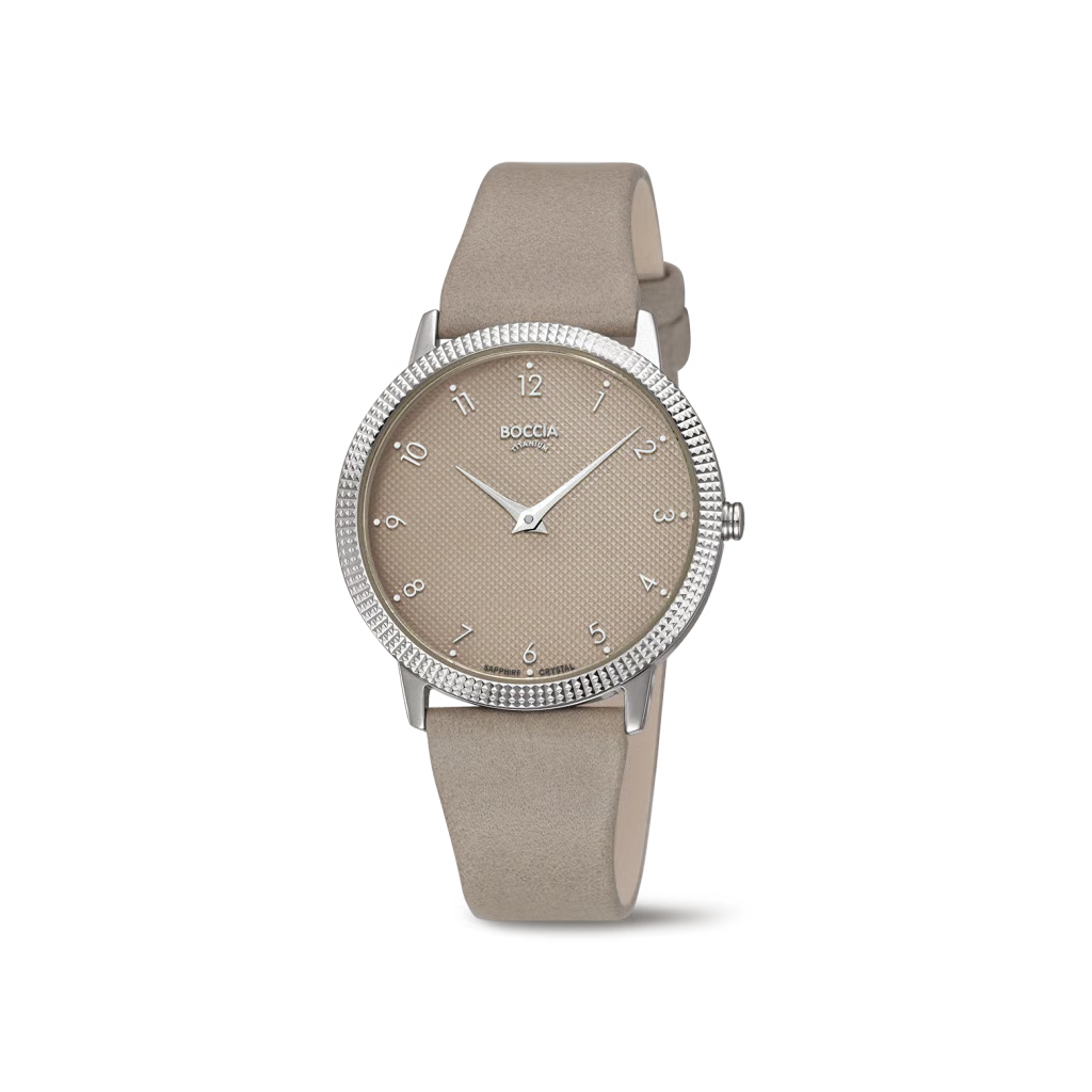 Das Produkt DAU-Q TI,ZBL:CHAM/SILB/ZAH,S-G, Modellnummer 3381-01, einer nicht definierten Marke, ist eine elegante Uhr in der Kategorie "WATCH" und Typ "WRIST". Perfekt f&uuml;r alle Anl&auml;sse, wird diese stilvolle Armbanduhr am Handgelenk getragen und vervollst&auml;ndigt jedes Outfit mit ihrem zeitlosen Design. Ideal f&uuml;r modebewusste Uhrenliebhaber.