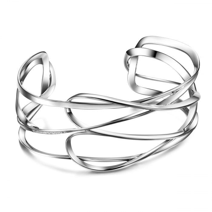 De Zilveren Pianegonda Scripta Armband - PSC12 is een prachtige slavenarmband van 925 sterling zilver. Deze opvallende armband heeft een schitterende zilverglans en een diameter van 60 mm. Perfect voor elke gelegenheid in een moderne of klassieke stijl. Draag hem alleen voor een minimalistische look of combineer met andere sieraden voor een gedurfde uitstraling.