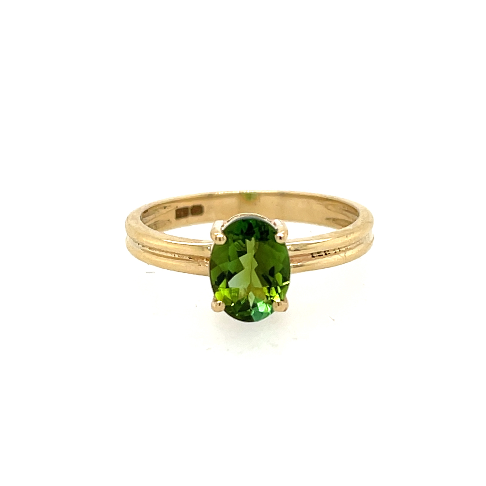 14kt gouden ring met toermalijn 6x8mm in chaton