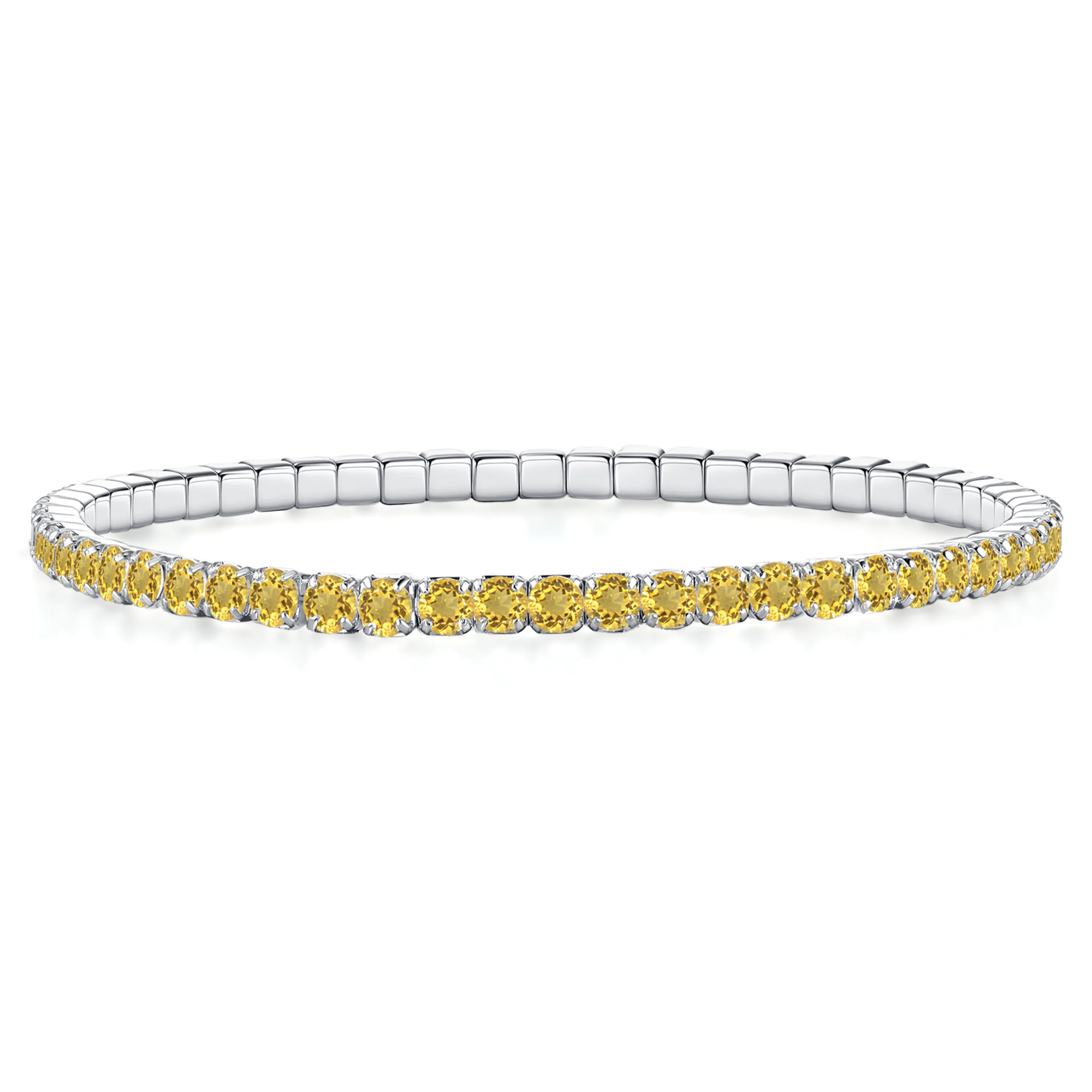 Laat je pols stralen met deze exclusieve zilveren tennisarmband van Gisser (ST2.5Y). Dit elegante sieraad is rondom met de hand bezet met fonkelende, heldergele zirkonia-stenen langs een hoogglans gepolijste ketting van 925 sterling zilver. Een schitterende armband met een zonnige, luxe uitstraling die perfect is als betekenisvol cadeau of als stijlvol dagelijks statement. Ideaal om te mixen en matchen!