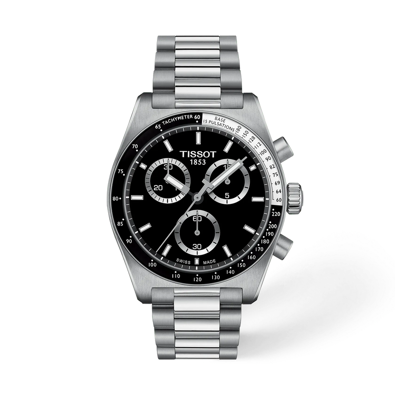 De Tissot PR516 (modelnummer: T1494171105100) is een polshorloge met een Zwitsers quartz-uurwerk en een roestvrijstalen kast en band. Het heeft een kastgrootte van 40 mm, een saffierglas en is waterdicht tot 10 ATM. Met zijn hypoallergene eigenschappen en moderne chronografische functies is het ideaal voor dagelijks gebruik of formele gelegenheden. Het past perfect bij een stijlvolle, hedendaagse outfit.
