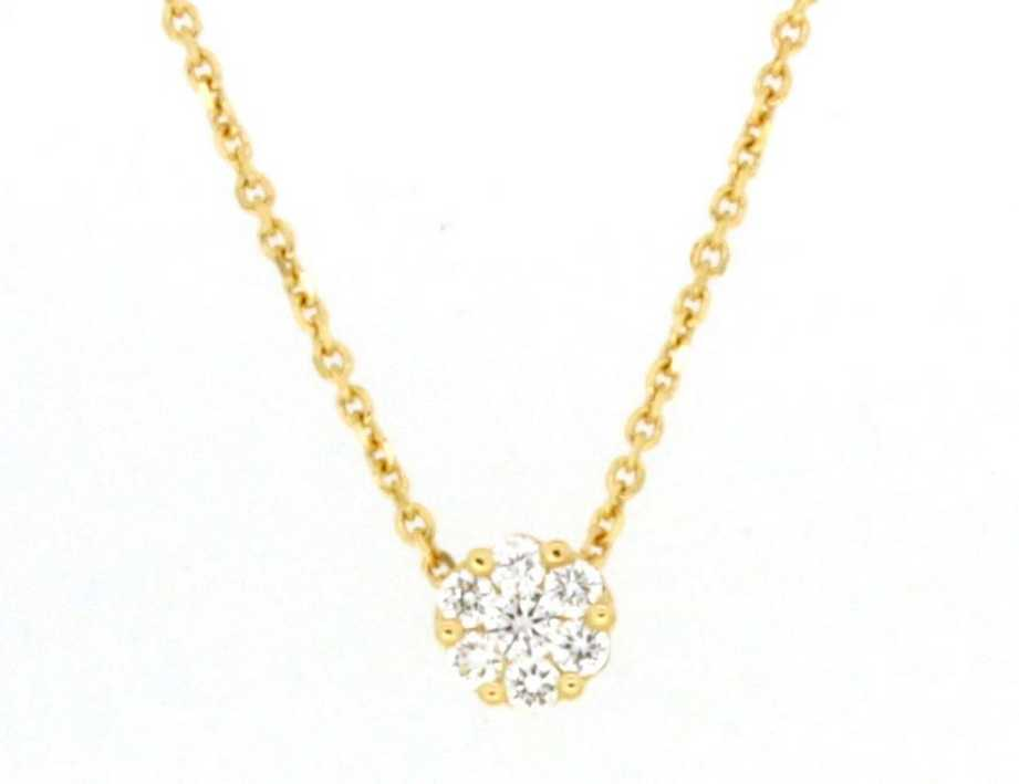 Verfijnde ketting in 18 karaat witgoud met een schitterend diamanten middelpunt. Een tijdloos en elegant ontwerp dat Italiaanse klasse en subtiele luxe uitstraalt.