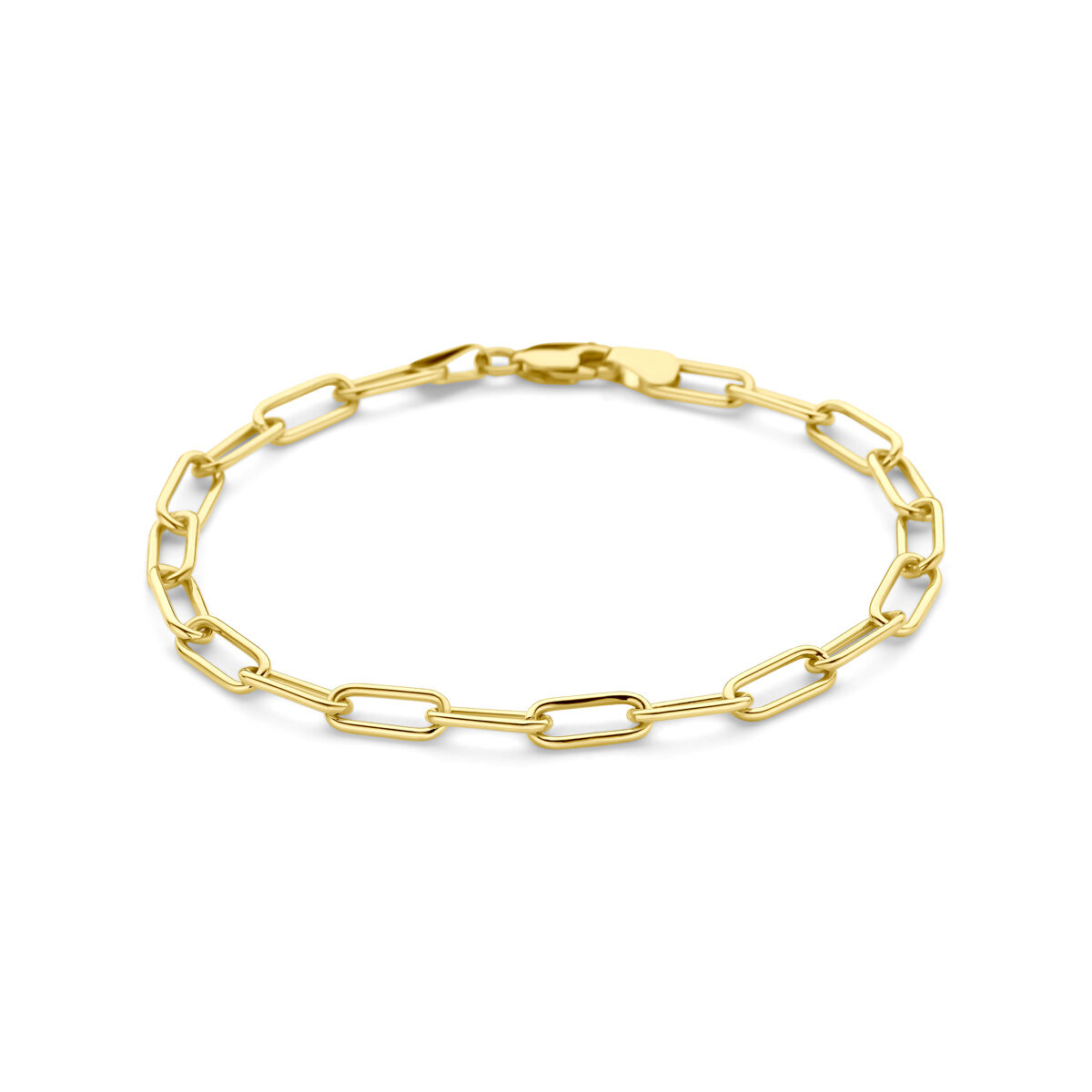 9k Geel kleurige armband met een kern van 925 zilver. De armband heeft een schakelbreedte van 4,7mm en een draaglengte van 19cm. Uitgevoerd met karabijnsluiting.