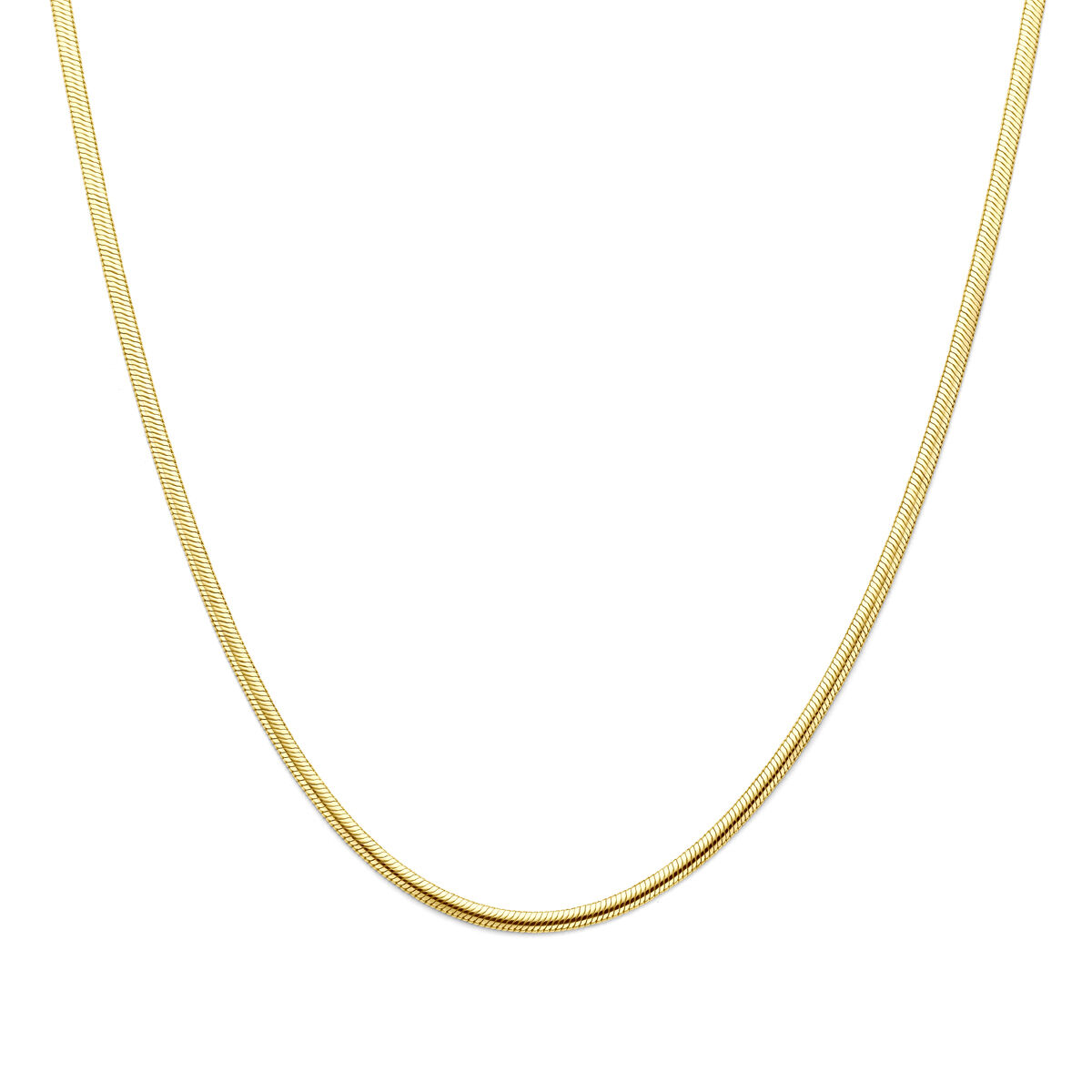 9k Geel kleurig collier met een kern van 925 zilver. Het collier heeft een schakelbreedte van 3.3mm en een draaglengte van 45cm. Uitgevoerd met karabijnsluiting.