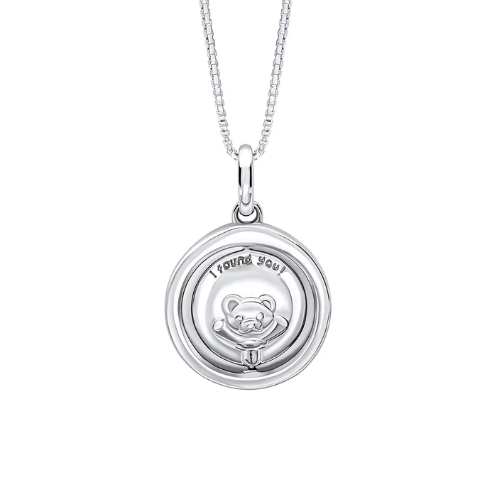 Der Silberanh&auml;nger Teddy Bear Peekaboo, ist ein beweglicher Wendeanh&auml;nger aus 925er Sterlingsilber. Ein kleiner Diamant ersetzt die Nase des Teddy Bear. Die Halskette ist in der L&auml;nge 36cm - 40cm zu tragen.