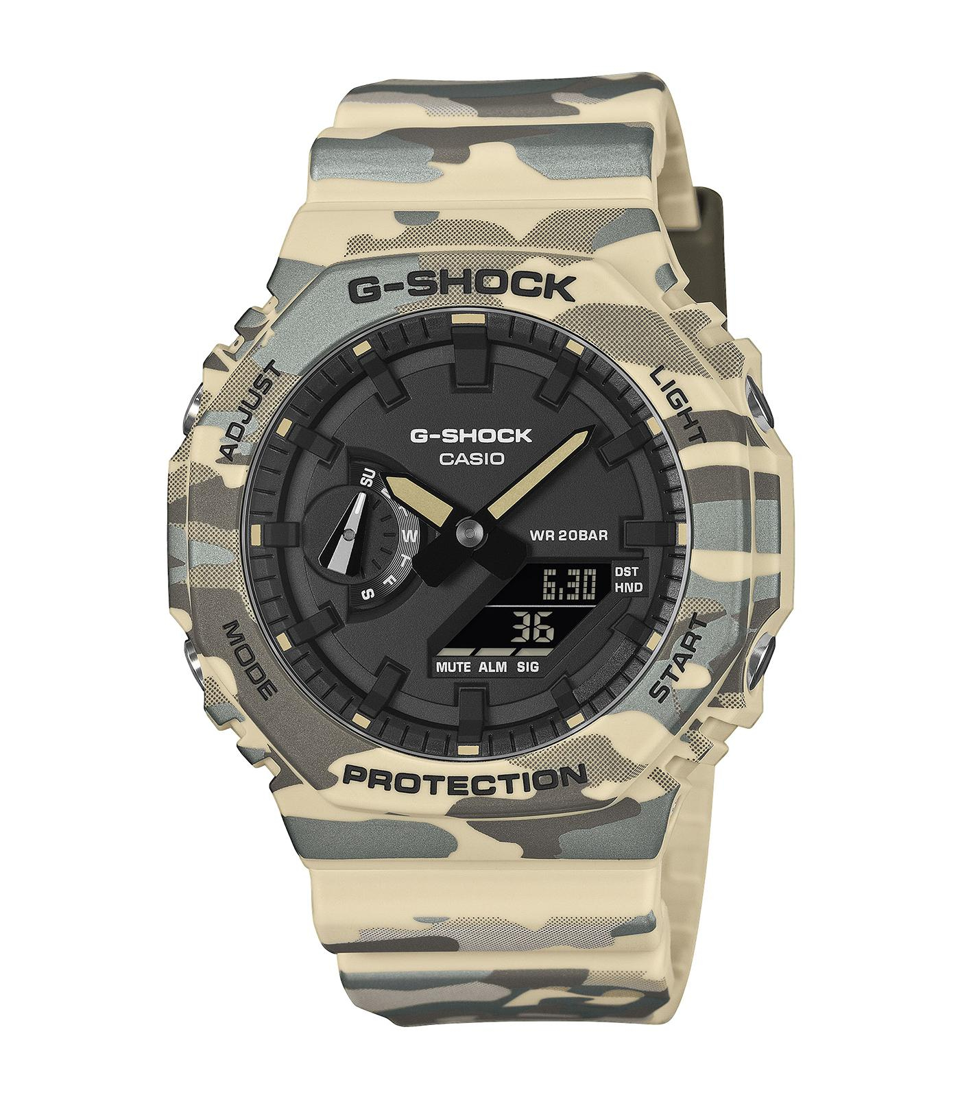 Dit G-Shock Heren Horloge GA-2100CM-5AER is voorzien van een ronde kast van plastic-silicone in cr&egrave;me leger print, met een analoog-digitaal display en zwarte wijzerplaat. Het horloge is waterdicht tot 20 ATM, heeft een quartz binnenwerk, een datumfunctie en verlichting. Ideaal voor dagelijks gebruik, draag het om je pols voor een stijlvolle en functionele look.