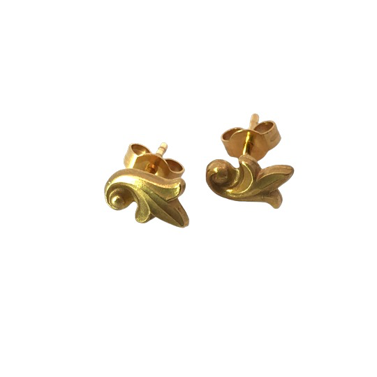 Die Ohrstecker Lysette Au 750 sind elegante Schmuckartikel aus 18 Karat Gold. Sie geh&ouml;ren zur Kategorie Schmuck und sind als Stecker-Ohrringe klassifiziert. Diese stilvollen Ohrringe erg&auml;nzen sowohl formelle als auch allt&auml;gliche Outfits perfekt und verleihen jedem Look einen Hauch von Raffinesse und Eleganz.