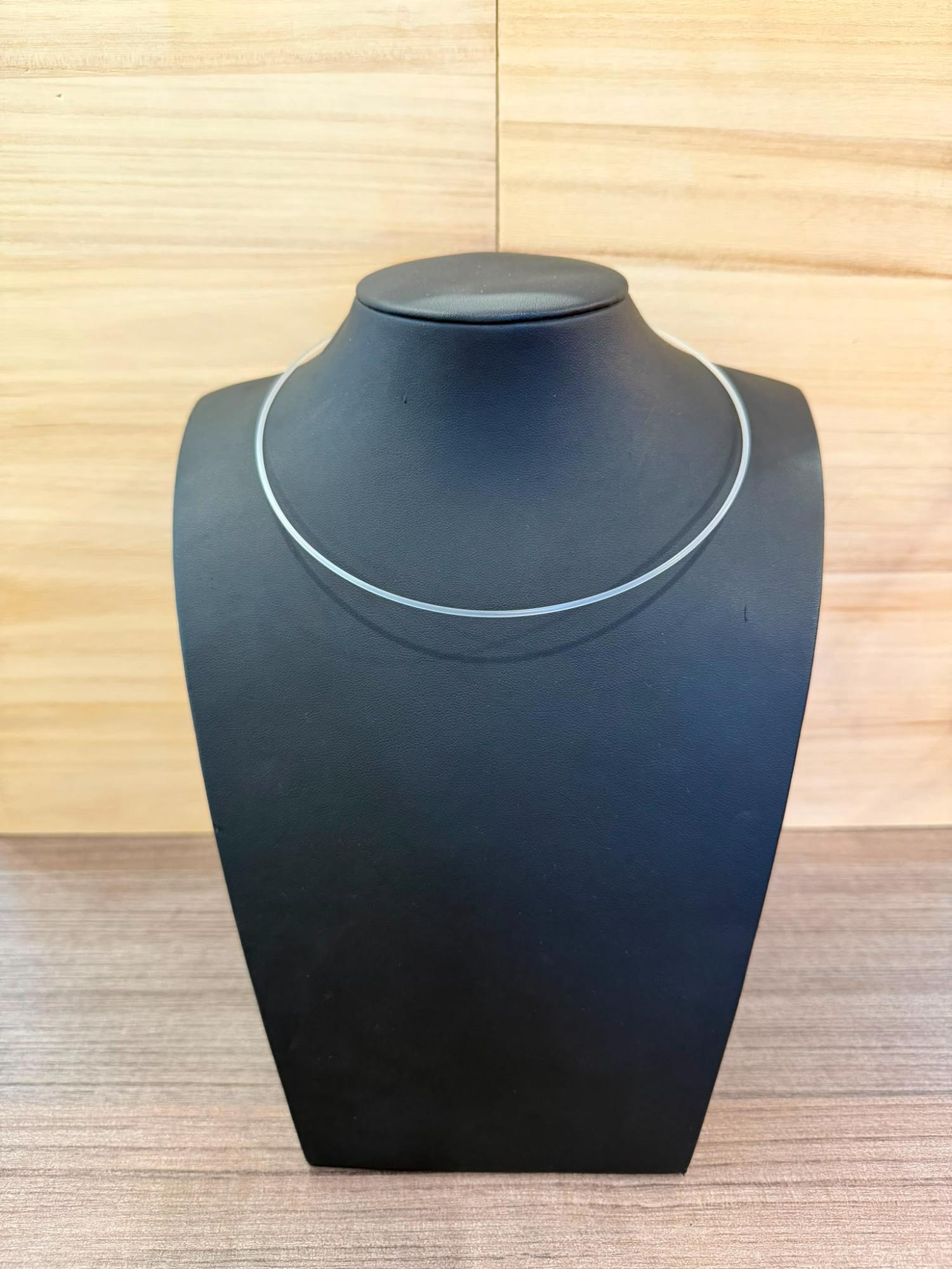Nylon collier van Niessing
Mooi te dragen in combinatie met hanger artikelnummer: 2963