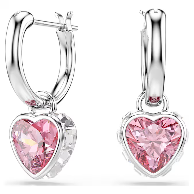 Deze oorbellen ademen luxe en tederheid en geven je look een zachte, romantische gloed. Ze zijn voorzien van roze hartvormige Swarovski Zirkonia, geaccentueerd met verfijnd pav&eacute; voor een stralende afwerking. Net als een gedeconstrueerd prisma laten de veelkleurige creaties van de Chroma-lijn alles aan de verbeelding over. Een rijke mix van gelaagde stenen in hun meest pure kleurexpressie.

Artikelnr.: 5757814
Collectie:  Chroma
Formaat: 2 x 0.8 cm
Materiaal:  Kristallen, Rodium-verguld, Cubic zirconia
Kleur:  Roze
Gewicht (individueel product):  1.5 g
