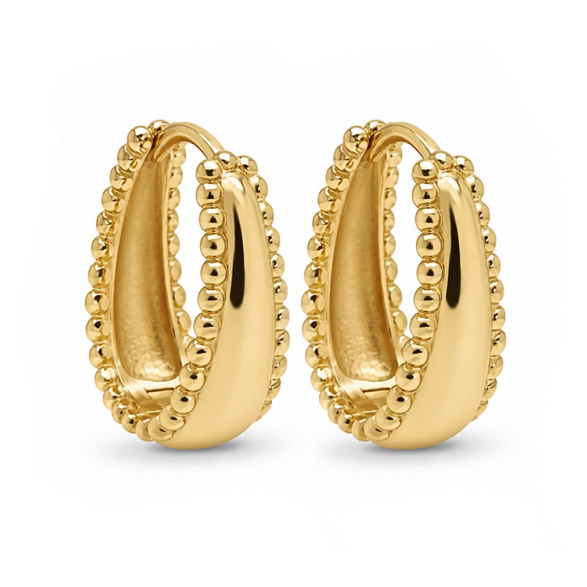 De 925 sterling zilveren sieraden van KARMA Jewelry worden met de hand gemaakt, waarbij elk detail met zorg en aandacht wordt afgewerkt. Dat geeft de sieraden een verfijnde uitstraling en maakt ieder sieraad uniek. De collectie bestaat uit sieraden van 925 sterling zilver en goudkleurige, vergulde varianten.