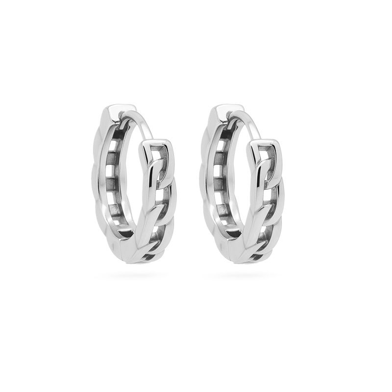 De Karma Hinged Hoops Chains 12MM Silver, modelnummer KAR-H63S, zijn stijlvolle creolen van Karma. Ze zijn perfect voor dagelijks gebruik of speciale gelegenheden. Combineer ze met andere zilveren sieraden voor een elegante look. 