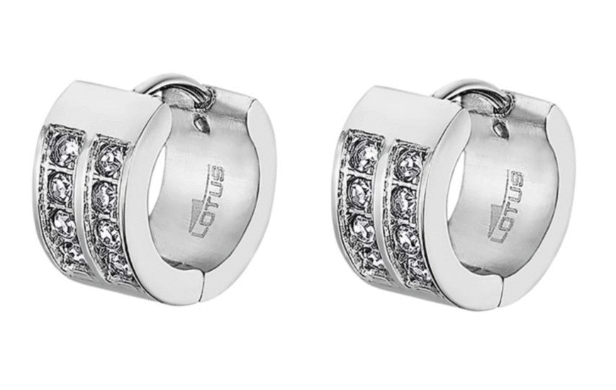 De LS2393-4/1 creolen combineren elegantie en stijl, perfect voor elke gelegenheid. Deze oorbellen stralen verfijning uit en versterken elke look, of je nu een avondjurk of casual outfit draagt. Voor de beste uitstraling, draag je haar opgestoken of achter de oren, zodat de sieraden optimaal zichtbaar zijn. Voeg deze prachtige juweel toe aan je collectie voor een tijdloze charme.