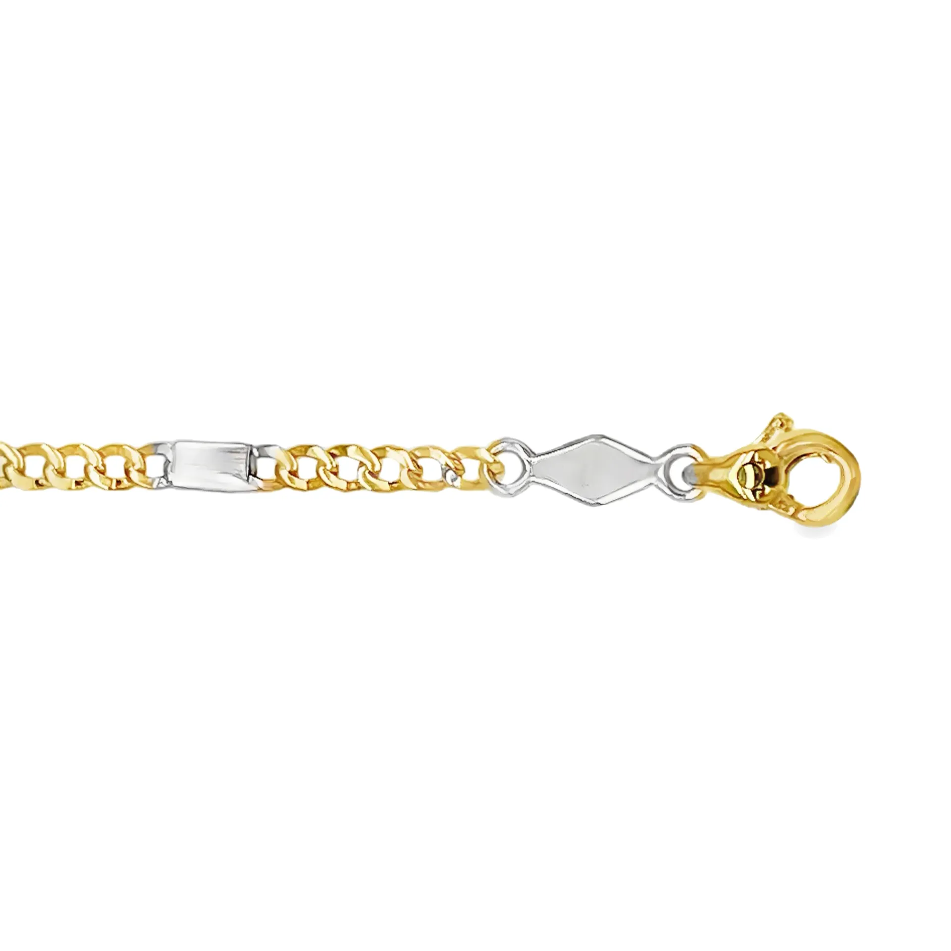 De Bicolor Armband NA2580, modelnummer NA2580-19, is een nieuwe gourmette armband van 9 karaat goud. Als sieraad is hij perfect om een vleugje elegantie toe te voegen aan elke outfit. Combineer met andere gouden sieraden voor een stijlvolle uitstraling. Draag hem losjes om de pols voor een ontspannen en modieuze look.