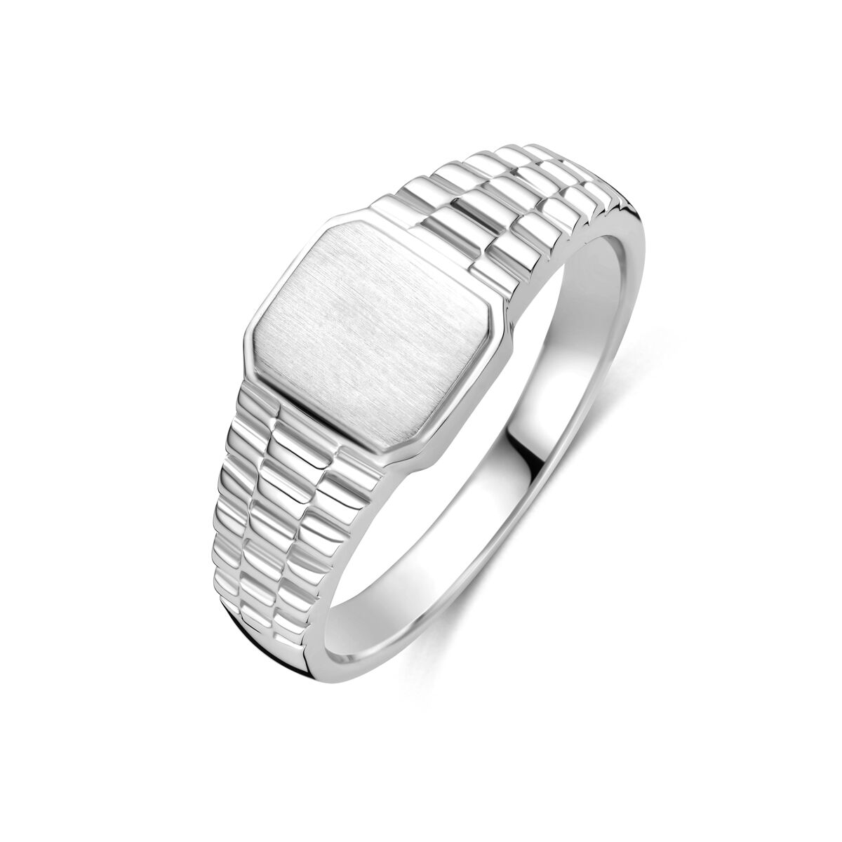 Gerhodineerd 925 zilveren ring met een afmeting van 10x8.5mm.