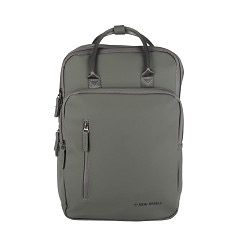 William &ndash; Milwaukee Handel Backpack Antracite | New Rebels
Ontdek de stijlvolle William Milwaukee Handel Backpack van New Rebels &ndash; een moderne rugzak die functionaliteit en design perfect combineert. Deze rugzak in de kleur  Antracite kleurcode 38) is ideaal voor dagelijks gebruik, of je nu naar werk, school of een dagje weg gaat.
Gemaakt van 100% hoogwaardig PU-materiaal, is deze tas niet alleen stevig maar ook waterafstotend, zodat je spullen goed beschermd blijven bij regenachtig weer. De afmetingen van 28 x 16 x 44 cm bieden voldoende ruimte voor een laptop, boeken, documenten en persoonlijke items.
Dankzij het slimme ontwerp met handige vakverdeling, stevige handgreep en comfortabele verstelbare schouderbanden, draag je deze New Rebels rugzak met gemak en stijl. De frisse saliegroene kleur geeft de tas een moderne en natuurlijke uitstraling &ndash; perfect voor wie houdt van een minimalistische en eigentijdse look.
Belangrijkste kenmerken
Merk: New Rebels
Model: William &ndash; Milwaukee Handel Backpack
Kleur: Antracite
Afmetingen: 28 x 16 x 44 cm
Materiaal: 100% PU (kunstleer)
Land van herkomst: CN (China)
Eigenschappen: Waterafstotend, duurzaam, stijlvol design
Geschikt voor: Werk, school, vrije tijd
Waarom kiezen voor de William Milwaukee Backpack van New Rebels?
Met de William Milwaukee kies je voor een rugzak die stijl, comfort en kwaliteit combineert. Het duurzame PU-materiaal zorgt voor een lange levensduur, terwijl het tijdloze ontwerp moeiteloos past bij elke outfit. Ideaal voor wie zoekt naar een trendy, praktische en betrouwbare backpack.