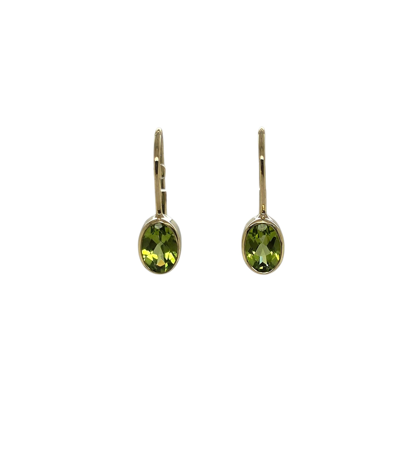 14kt gouden oorhanger met Peridot 7x5