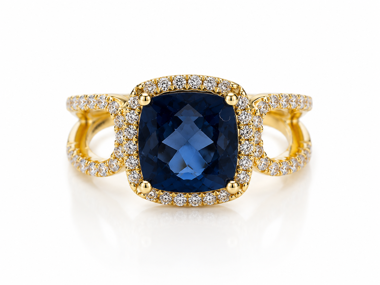 Ring geel goud 18kt bezet met diamanten en blauwe topaas.