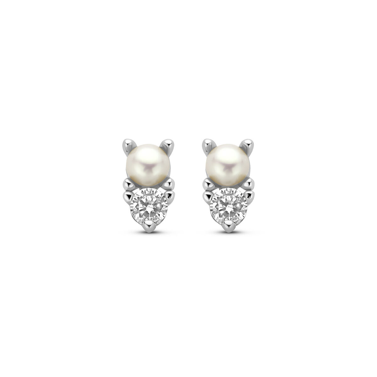 Zoetwater parel met zirconia en 925 zilveren oorsteker