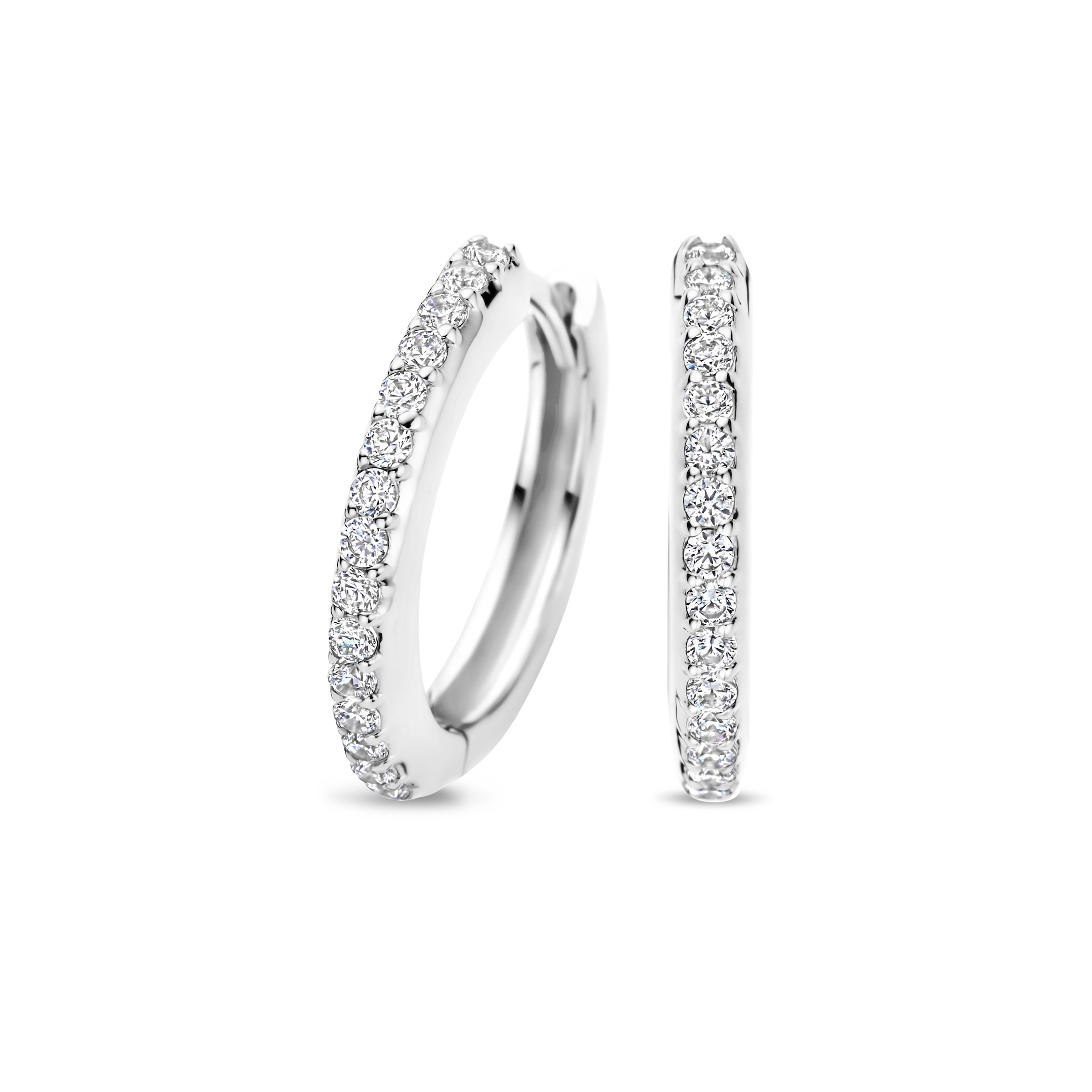Dit zijn oorbellen van het merk FJF Jewellery gemaakt voor dames.