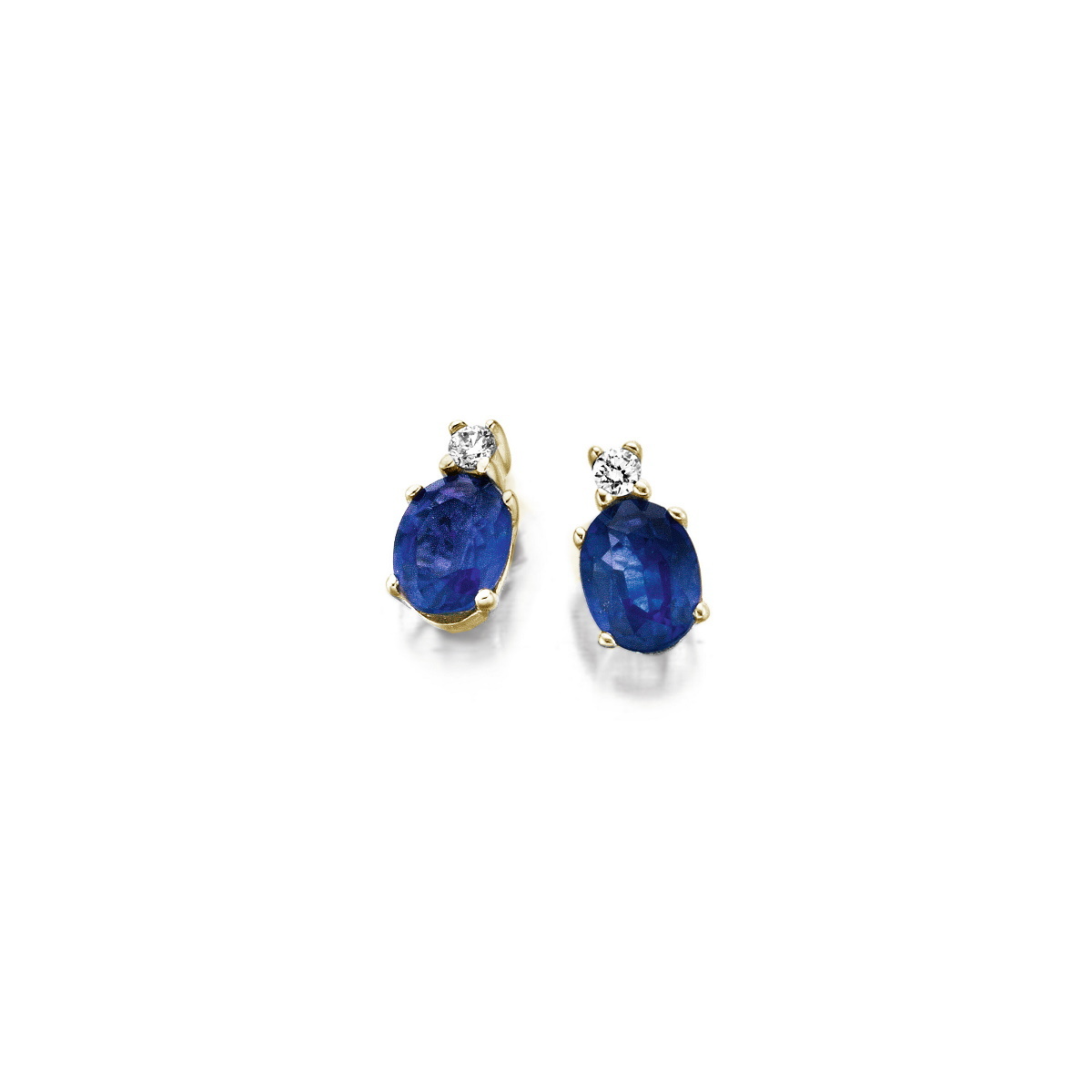 18Karaat geel gouden oorbelstekers met 2x saffiertjes van 0.46ct en 2x natuurlijke briljantjes van 0.016ct. Een elegante fijn juweel voor alledaags te dragen.
