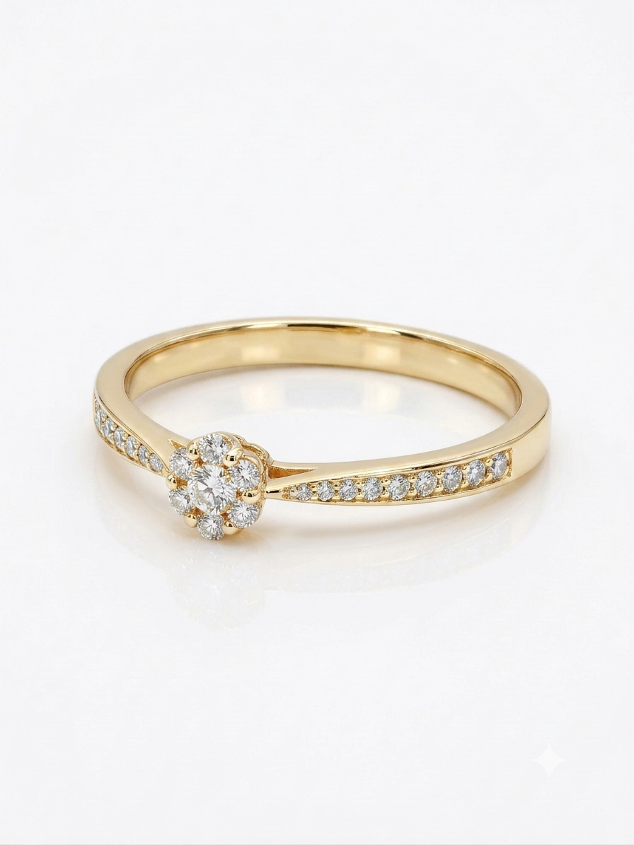 Exclusieve 14k Geelgouden Verlovingsring met Diamant Cluster & Pav&eacute;band (0.17 ct)

Ben je op zoek naar een verfijnde en schitterende blikvanger tussen de verlovingsringen in Amsterdam? Bij Juwelier Rijk Amsterdam presenteren we deze adembenemende ring van massief 14 karaat geelgoud. Het middelpunt van de ring is ontworpen met een vakkundig gezette, bloemvormige cluster van meerdere kleinere diamanten. Deze schitterende centrale zetting wordt prachtig ondersteund door de elegant toelopende band, die aan weerszijden is ingezet met een fonkelende rij pav&eacute; diamanten. Met een totaal diamantgewicht van 0,17 karaat biedt deze ring een subtiele, maar intense schittering.

Dankzij de hoogwaardige afwerking en de stevige kwaliteit van het massieve goud is deze ring uitermate geschikt voor dagelijks gebruik. Het slanke ontwerp draagt uiterst comfortabel aan de vinger&mdash;een tijdloos juweel dat speciaal is ontworpen om h&eacute;t perfecte aanzoek te bezegelen en een leven lang mee te gaan.

Waarom kopen bij Juwelier Rijk Amsterdam?

Hoogwaardige Materialen: Vervaardigd uit echt, massief 14 karaat geelgoud en bezet met 0,17 karaat aan fonkelende, natuurlijke diamanten.

Kosteloos op Maat Gemaakt: Wij zorgen ervoor dat het grote moment vlekkeloos verloopt. Deze verlovingsring wordt in ons eigen atelier geheel gratis op maat gemaakt voor de perfecte pasvorm.

Persoonlijke Service: Wil je de verfijnde details en schittering van deze ring liever eerst in het echt bewonderen? Je bent van harte welkom in onze winkel om onze exclusieve collectie verlovingsringen in Amsterdam te komen passen.

Maak het moment onvergetelijk met een ring die pure elegantie uitstraalt. Bestel deze geelgouden diamantring vandaag nog online of breng een bezoek aan Juwelier Rijk Amsterdam!