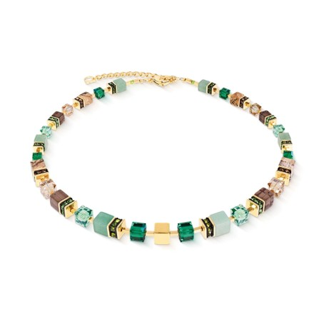 Zo stralend als de lente &ndash; de GeoCUBE&reg; Precious statementketting gold-spring combineert frisse kleuren en luxueus design perfect. Gloeiende Swarovski-kristallen&reg;, edelsteenblokjes en fijne gouden accenten maken een elegante statement, terwijl de iconische GeoCUBE-elementen&reg; zorgen voor een moderne, gestructureerde uitstraling. Perfect voor iedereen die stijl combineert met gemak.