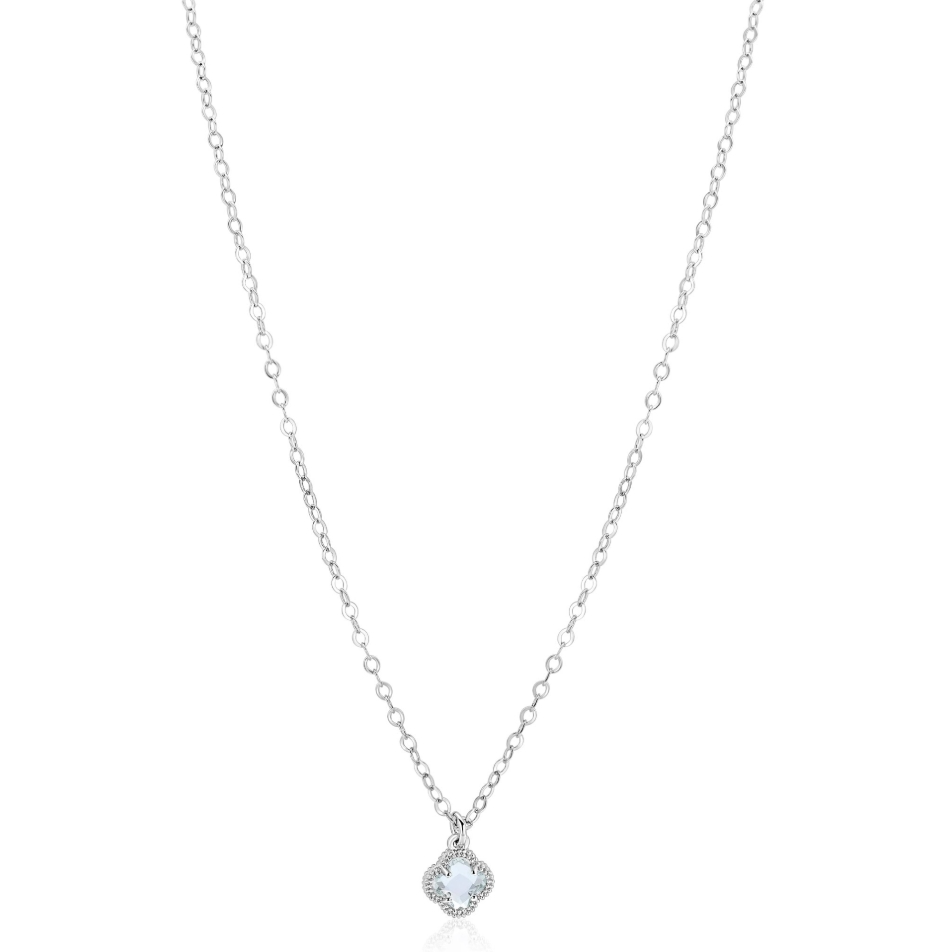 ZINZI zilveren schakelketting met een lichtblauwe klaver in het midden. De lengte is te vari&euml;ren tussen 40cm en 45cm. De ketting is vervaardigd van eerste gehalte zilver (925) en voorzien van een extra rodiumlaag voor een langdurige glans.