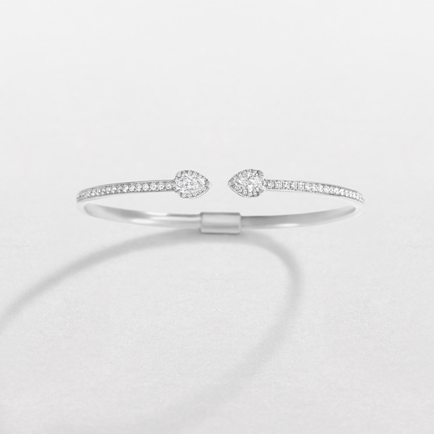 witgouden en peervormige diamanten IOLUCE spring armband