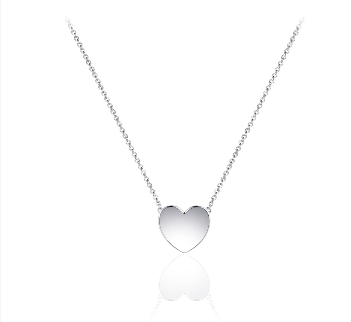 Oorstekers .
Zilver 
Hartvormig
Gerodineerd.