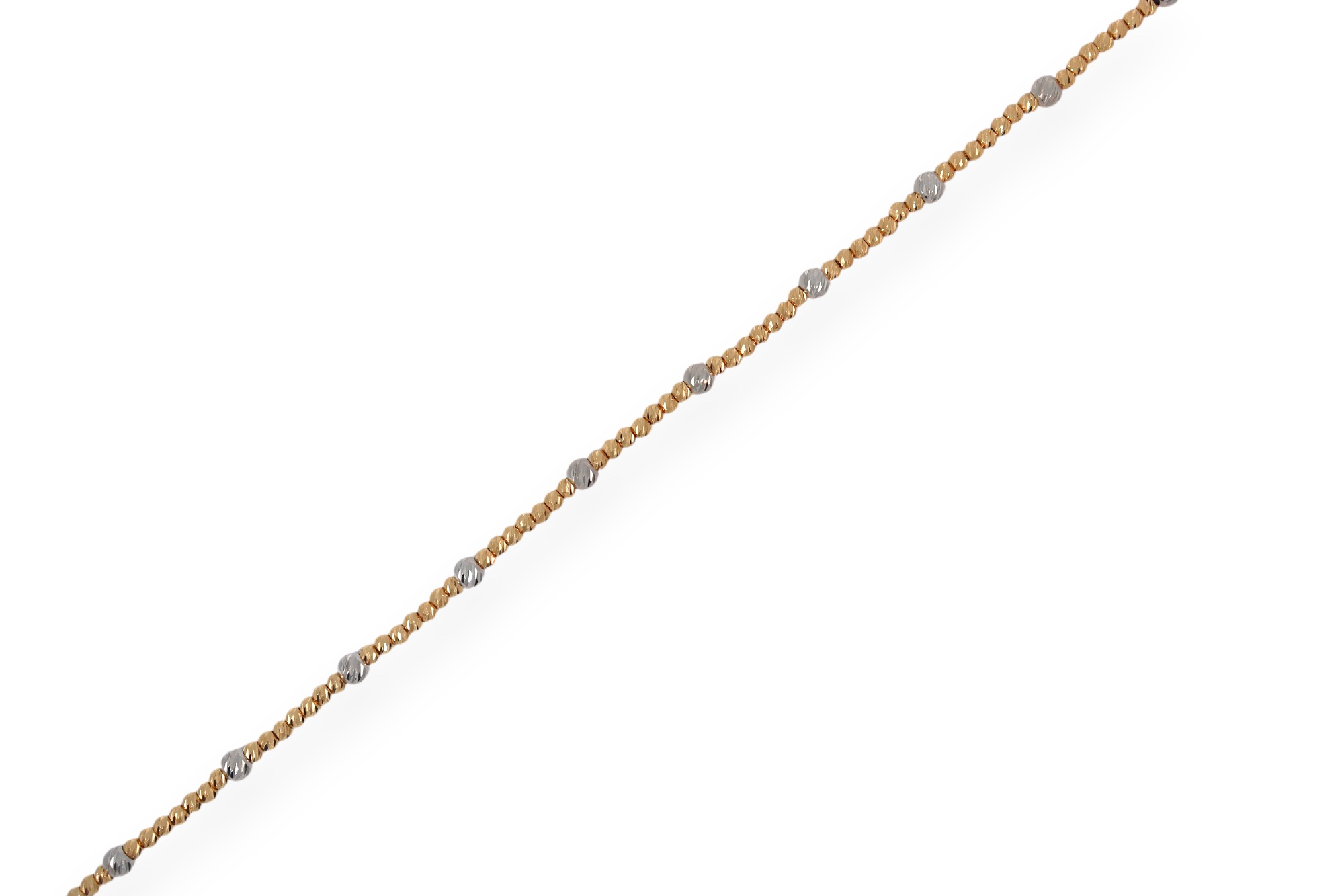 Deze verfijnde armband in 18 kt geelgoud en witgoud combineert warme gouden schakels met subtiele witgouden accenten.
De gedraaide afwerking geeft het juweel een elegante schittering en een luxueuze, tijdloze uitstraling.
Een stijlvolle armband die perfect alleen gedragen kan worden, maar ook mooi combineert met andere gouden juwelen.