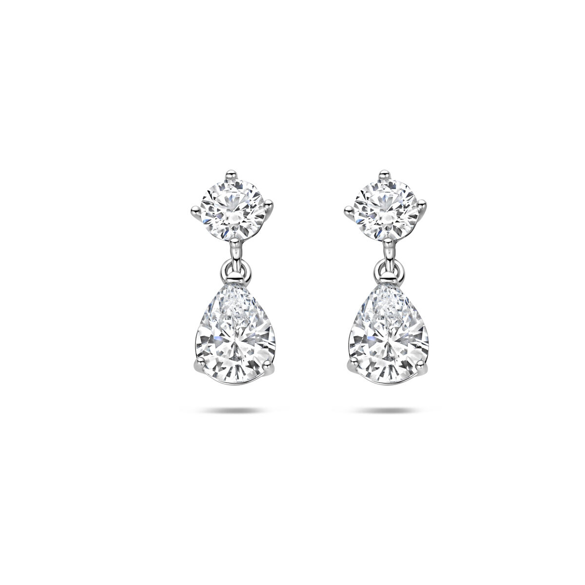 Zilveren oorhanger met druppel en ronde zirconia