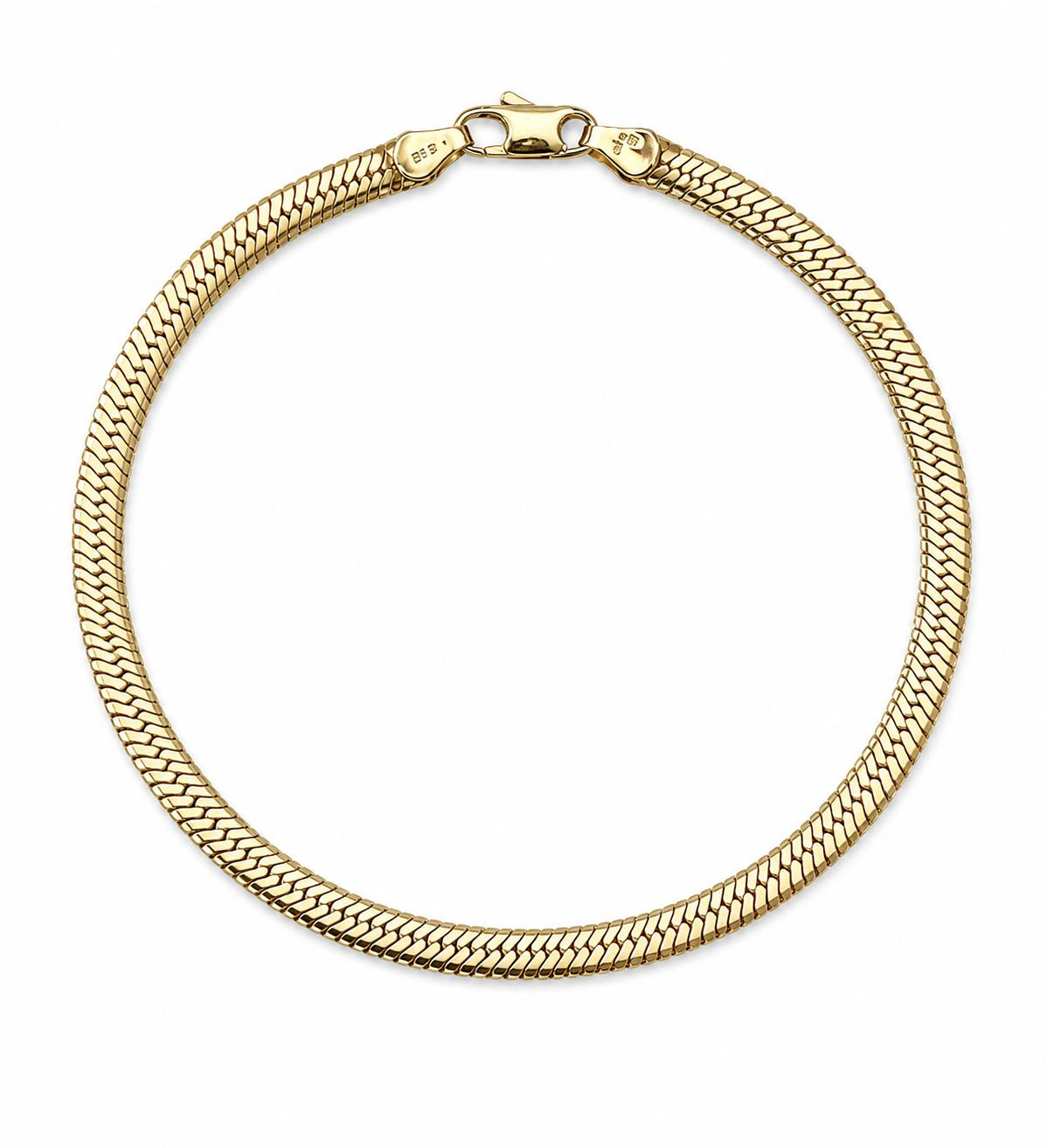 Dit armbandmodel, ARMBAND SLANG PLAT (BOL) 3,9MM  is een prachtig stukje sieradenkunst in 14 karaat geelgoud. perfect voor alledaags gebruik of speciale gelegenheden. Combineer met andere gouden accessoires voor een verfijnde look. Ideaal om solo te dragen als statement piece.