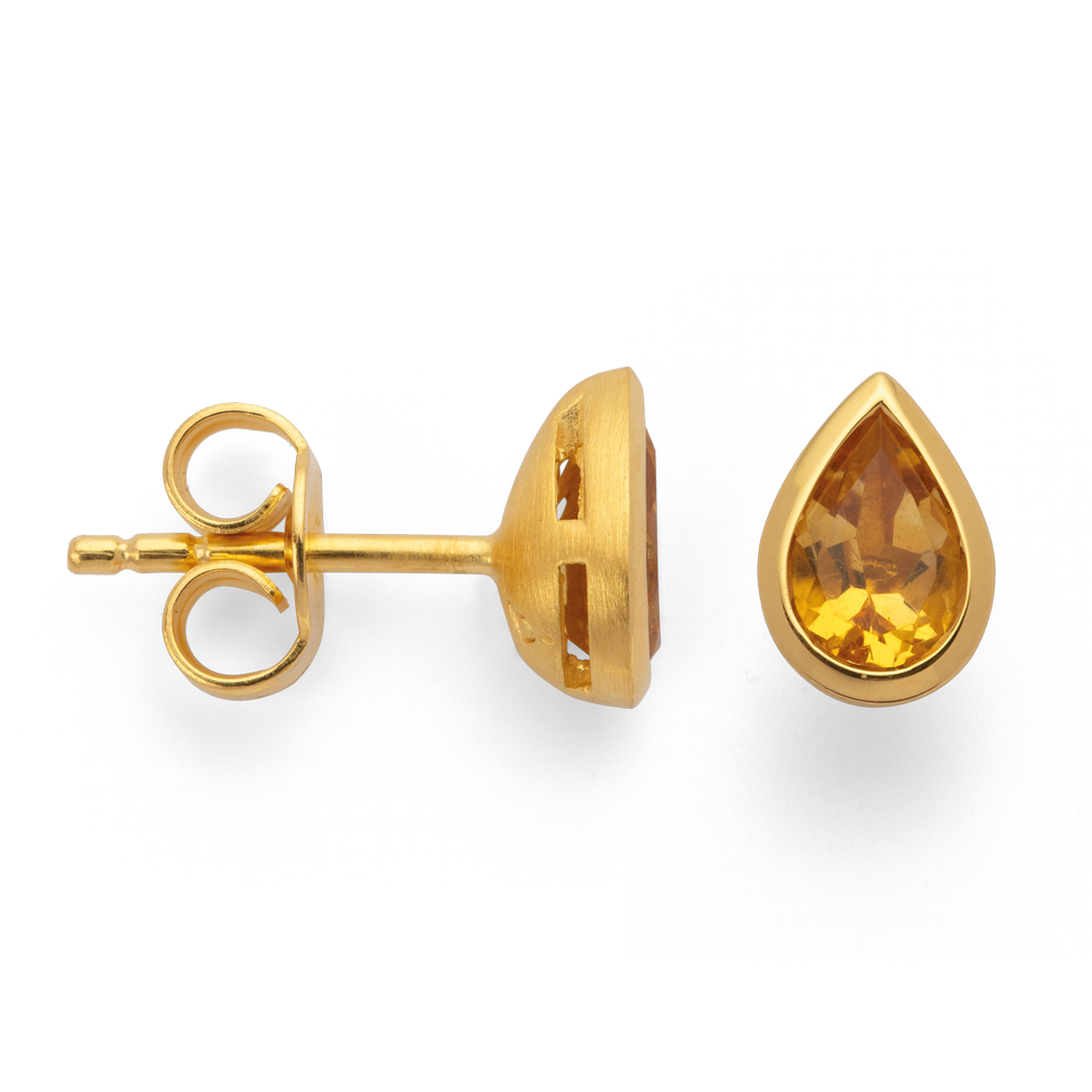Deze prachtige oorstekers van het product Bastian, modelnummer 45970, zijn gemaakt van zilver en verguld met citrien van 0,84 ct. Perfect als stijlvolle aanvulling voor elke gelegenheid. Combineer ze met zowel casual als formele outfits voor een verfijnde uitstraling. Ideaal om uw look te verfraaien en een vleugje elegantie toe te voegen.