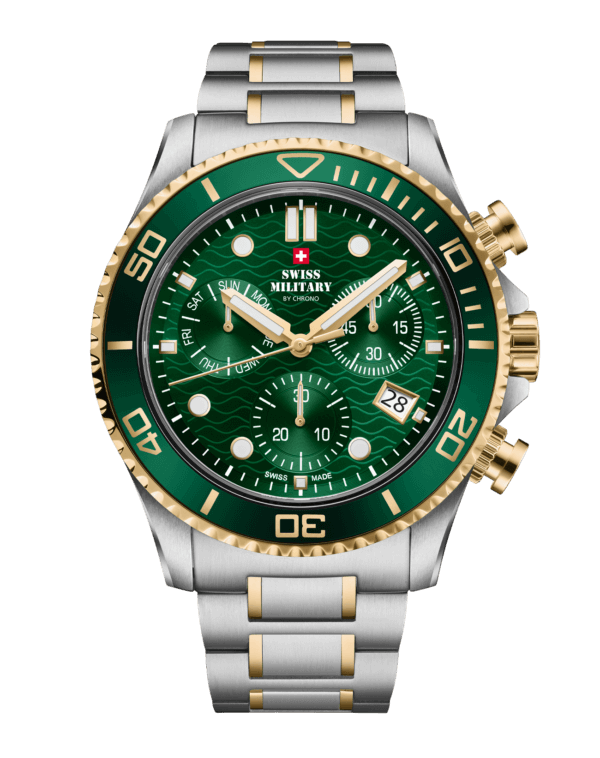 Die Herrenuhr Chronograph Swiss Military 50-SM34101.05, besticht durch ein 46 mm Edelstahlgeh&auml;use, eine runde Form und ein gr&uuml;nes Zifferblatt. Ausgestattet mit Saphirglas, einem Datum, Quarzwerk und 10 ATM Wasserdichtigkeit. Das zweifarbige Gold-Silber Armband aus Edelstahl sorgt f&uuml;r Eleganz. Perfekt f&uuml;r formelle Anl&auml;sse oder elegante Freizeitoutfits. Zustand: Neu. Kein Smartwatch.