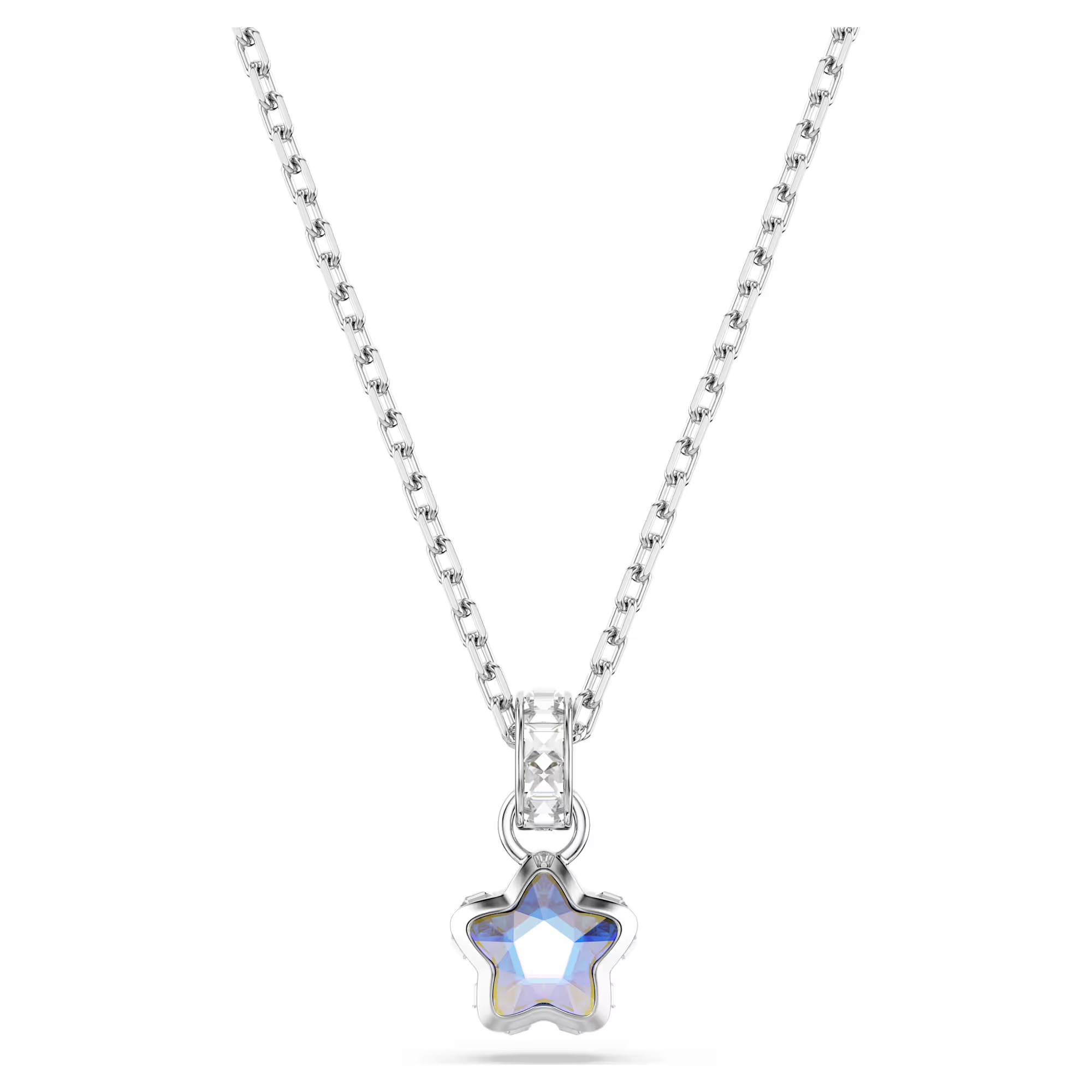 Deze verfijnde ketting, ge&iuml;nspireerd door de kleuren van de kosmos, heeft een omkeerbaar stervormig motief met Crystal Moonlight- en Crystal Aurore Boreale-effecten. Draai de ketting om en geef uw dagelijkse outfits op een veelzijdige manier net dat beetje extra. Net als een gedeconstrueerd prisma laten de veelkleurige creaties van de Chroma-lijn alles aan de verbeelding over. Een rijke mix van gelaagde stenen in hun meest pure kleurexpressie.

Artikelnr.: 5759678
Collectie:  Chroma
Lengte (minimum - maximum): 38 - 45 cm
Formaat motief: 1.4 x 0.8 cm
Materiaal:  Kristallen, Rodium-verguld
Kleur:  Wit
Type sluiting:  Karabijn