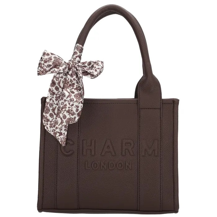Charm London Bond Handtas &ndash; Donker bruin & Tijdloos
De Charm London Bond handtas in zwart is een stijlvolle en praktische tas voor dagelijks gebruik. Met een compact formaat van 26 x 21 x 13 cm biedt deze tas voldoende ruimte voor je belangrijkste spullen. Gemaakt van hoogwaardig imitatieleder en voorzien van een ritssluiting, combineert deze handtas een luxe uitstraling met gebruiksgemak. Dankzij de afneembare en verstelbare schouderband draag je de tas zowel in de hand als comfortabel over de schouder.
Kenmerken:
Stijlvolle handtas van Charm London
Kleur: donkerbruin met gun metal details
Gemaakt van duurzaam imitatieleer
Afneembare en verstelbare schouderband
Compact en praktisch formaat
Met handig telefoonvak
Ideaal voor dagelijks gebruik of een avondje uit