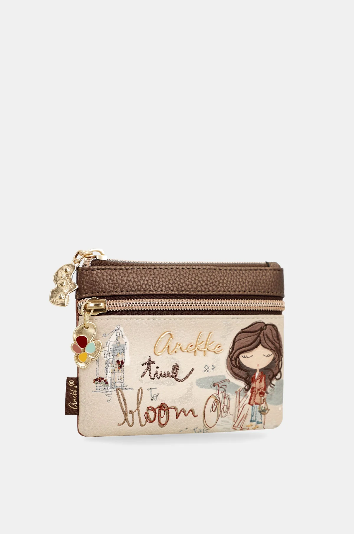 Anekke kleine accessoires en portemonnees
Met de kleine accessoires en portemonnees van Anekke voeg je stijl en karakter toe aan elke dag. De collectie bestaat uit portemonnees, pasjeshouders, sleutelhangers, etuis en andere praktische accessoires met de herkenbare, artistieke uitstraling van Anekke.

Of je nu op zoek bent naar een compacte portemonnee voor dagelijks gebruik of een bijzonder cadeau, Anekke combineert kwaliteit, functionaliteit en een uniek design. Dankzij de hoogwaardige afwerking en prachtige details zijn deze accessoires niet alleen handig, maar ook echte blikvangers.

Waarom kiezen voor Anekke accessoires?

Unieke en artistieke ontwerpen
Hoogwaardige materialen en afwerking
Praktische indeling voor dagelijks gebruik
Perfect als cadeau of om jezelf te verwennen
Ontdek de nieuwste collectie Anekke kleine accessoires en portemonnees en kies jouw favoriete model. Met een Anekke accessoire ga je altijd stijlvol de deur uit.