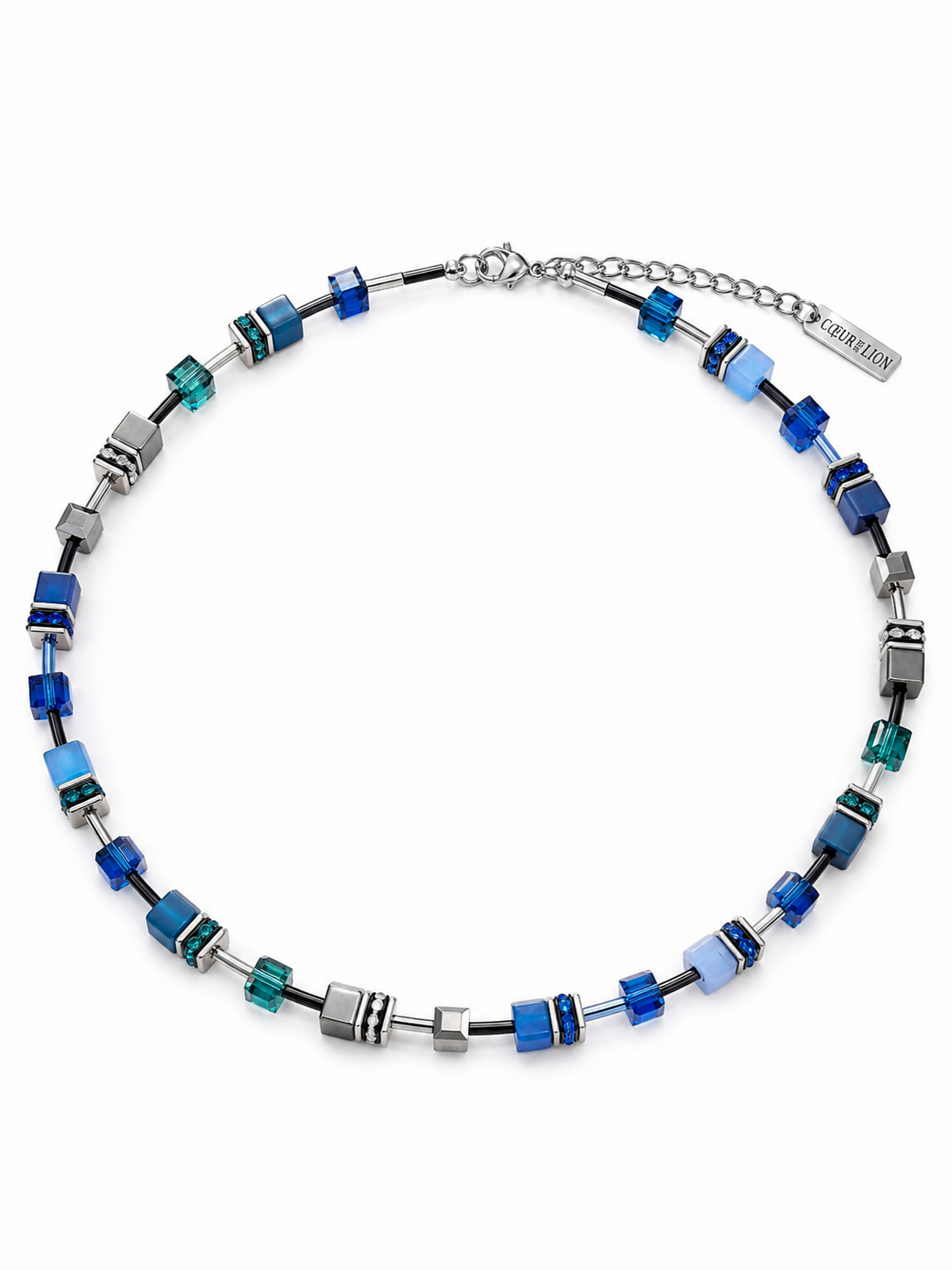 Collier met blauwe kleuren