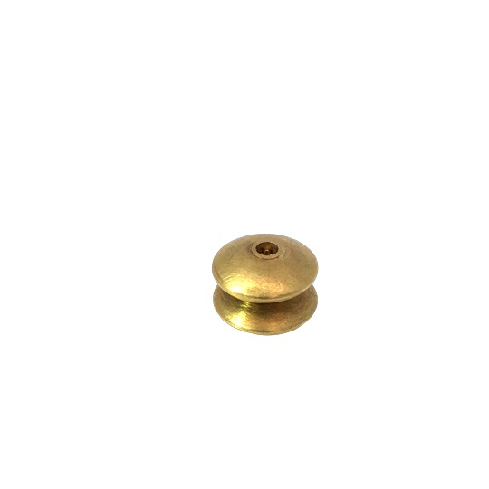 Die Wechselschlie&szlig;e Gold mit der Modellnummer WECHSELSCHLIESSE GOLD, einer nicht n&auml;her definierten Marke, ist ein vielseitiger Anh&auml;nger. Sie geh&ouml;rt zur Kategorie Schmuck und ist speziell als Anh&auml;nger konzipiert. Tragen Sie dieses elegante Schmuckst&uuml;ck an einer sch&ouml;nen Halskette, um Ihrem Outfit einen Hauch von Luxus und Eleganz zu verleihen. Perfekt f&uuml;r besondere Anl&auml;sse und stilvolle Alltagslooks.