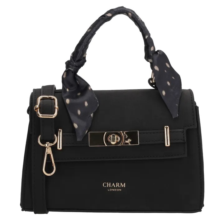 Charm London The Hamptons Village Handtas &ndash; Stijlvolle Damestas van PU Su&egrave;de
De Charm London The Hamptons Village handtas is een elegante damestas die stijl en functionaliteit perfect combineert. Gemaakt van hoogwaardig PU su&egrave;de en afgewerkt met luxe gouden hardware, is deze tas ideaal voor dagelijks gebruik of een avondje uit.
De overslag met druksluiting en extra ritssluiting zorgen ervoor dat je spullen veilig opgeborgen blijven. Binnenin vind je een ritsvak en een telefoonvak om je essentials overzichtelijk op te bergen. Dankzij de verstelbare en afneembare schouderband draag je de tas comfortabel als schoudertas of crossbody. Het decoratieve sjaaltje geeft de tas een stijlvolle finishing touch.
Kenmerken
Gemaakt van hoogwaardig PU su&egrave;de
Verstelbare en afneembare schouderband
Overslag met druksluiting en extra ritssluiting
Binnenvak met rits en telefoonvak
Luxe gouden hardware
Decoratief sjaaltje
Afmetingen: 23 x 14 x 4 cm
Zoekwoorden: Charm London handtas, damestas, PU su&egrave;de handtas, schoudertas dames, crossbody tas, elegante damestas.