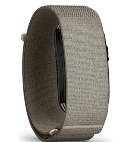 Das Produkt mit der Modellnummer 010-04675-11 ist eine Smartwatch und geh&ouml;rt zur Kategorie "WATCH". Es bietet einen Wasserdichtigkeitsschutz bis zu einem Level von 50. Die beste Trageweise ist am Handgelenk, sodass alle Funktionen optimal genutzt werden k&ouml;nnen. Perfekt f&uuml;r den t&auml;glichen Gebrauch und sportliche Aktivit&auml;ten. Ein stilvoller Begleiter f&uuml;r jeden Anlass.