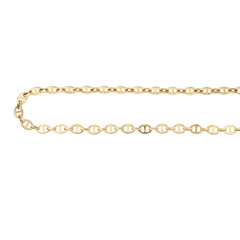 Das TRENDY me Damencollier vergoldet, Modellnummer 4-204033-001, besticht durch sein elegantes Design aus vergoldetem Edelstahl/PVD. Mit einer L&auml;nge von 45 cm und seiner strahlend gelben Farbe ist es ein Highlight f&uuml;r jedes Outfit. Perfekt kombiniert mit einem l&auml;ssigen oder eleganten Look, wertet es jedes Ensemble stilvoll auf. Ideal als Herzst&uuml;ck Ihrer Schmuckkollektion!